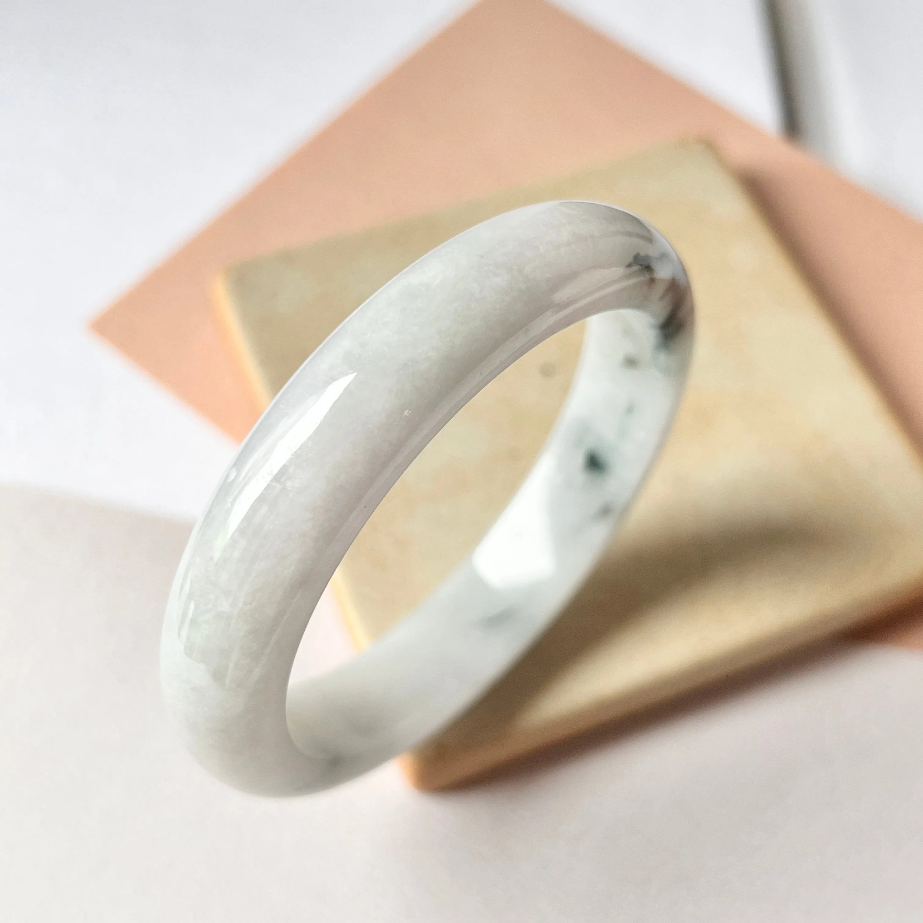 53.2 mm A-Grade Natural Lavender Bluish Green Floral Jadeite Modern Round Bangle No.151983