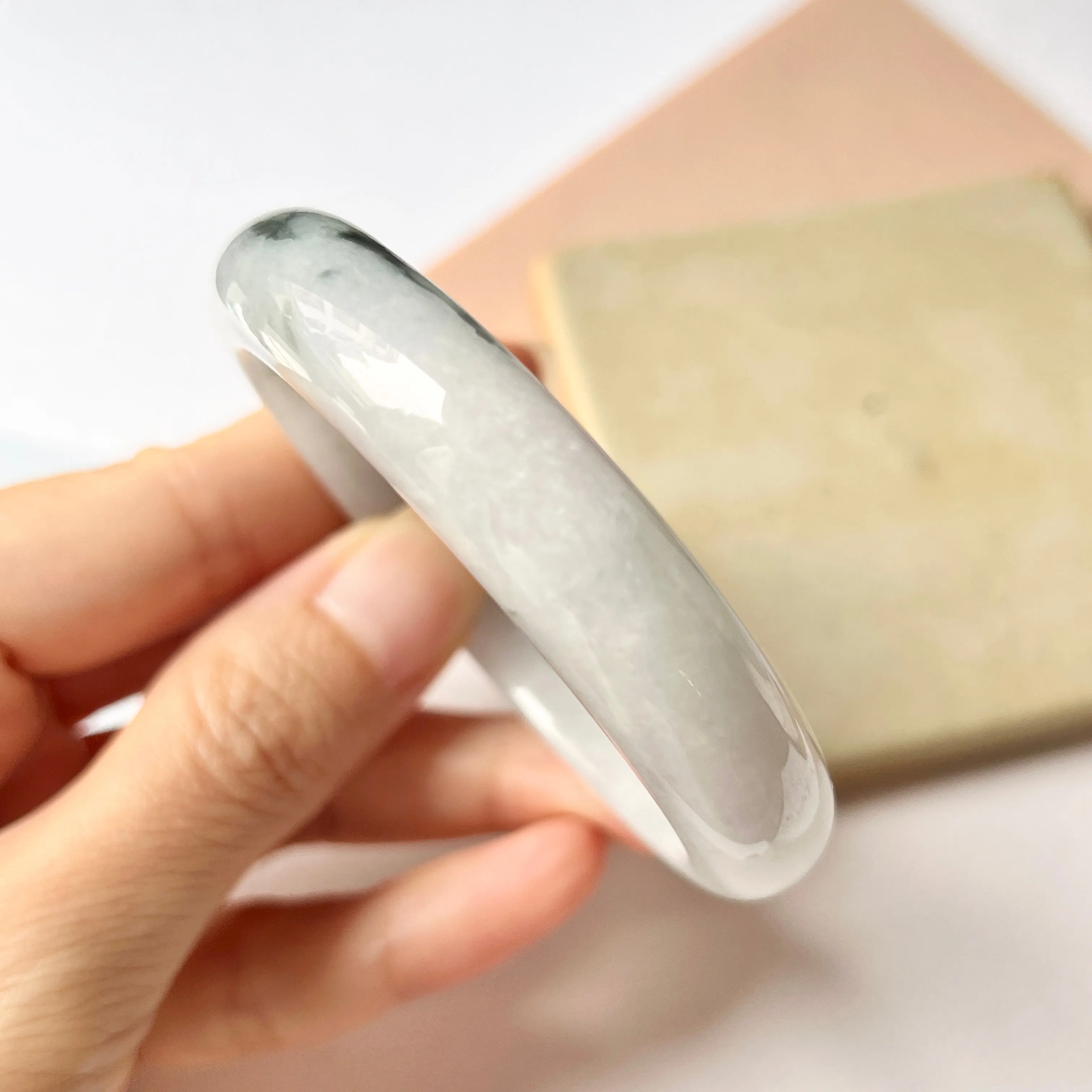 53.2 mm A-Grade Natural Lavender Bluish Green Floral Jadeite Modern Round Bangle No.151983