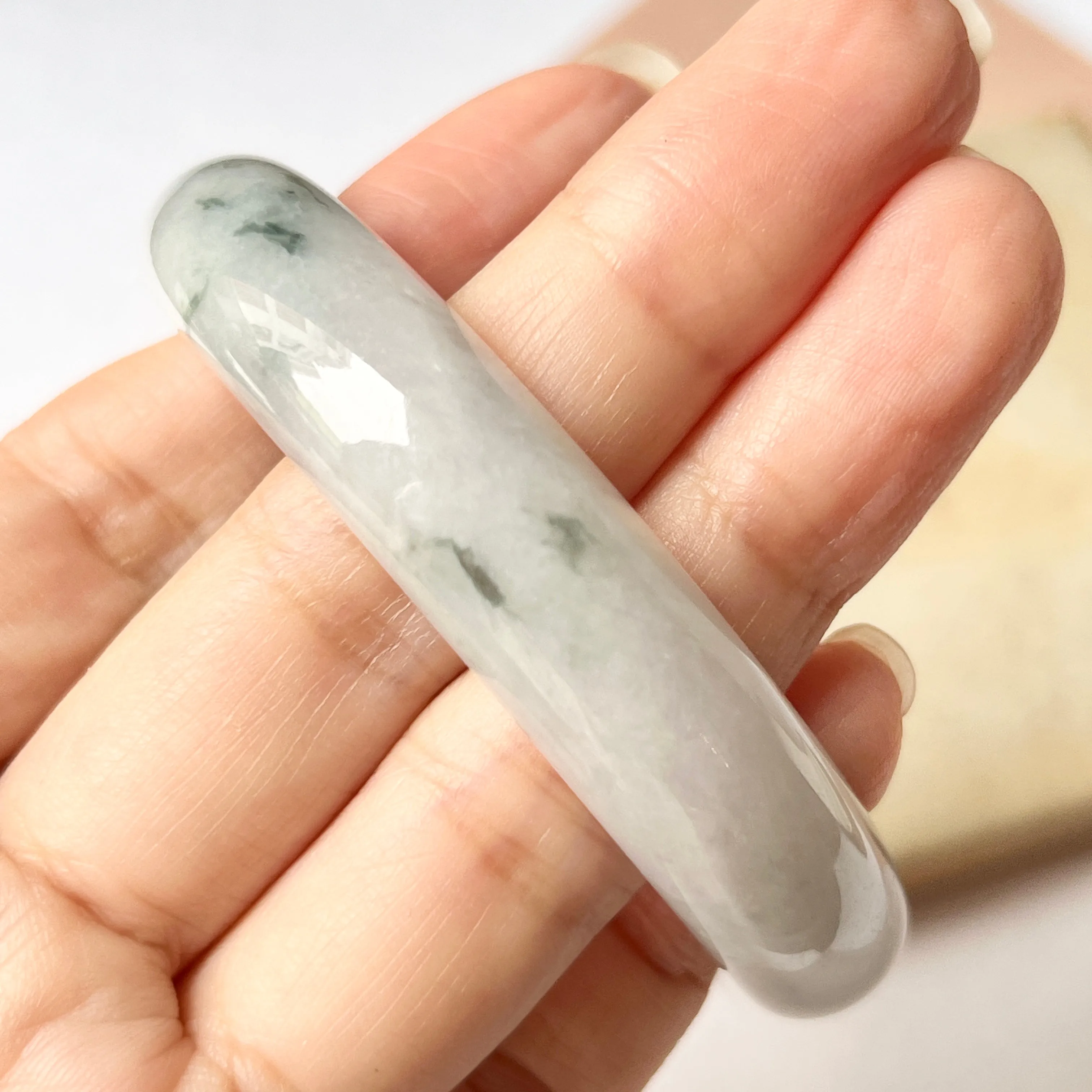 53.2 mm A-Grade Natural Lavender Bluish Green Floral Jadeite Modern Round Bangle No.151983