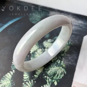 55.3mm A-Grade Natural Light Lavender Green Jadeite Modern Oval Bangle No.330085