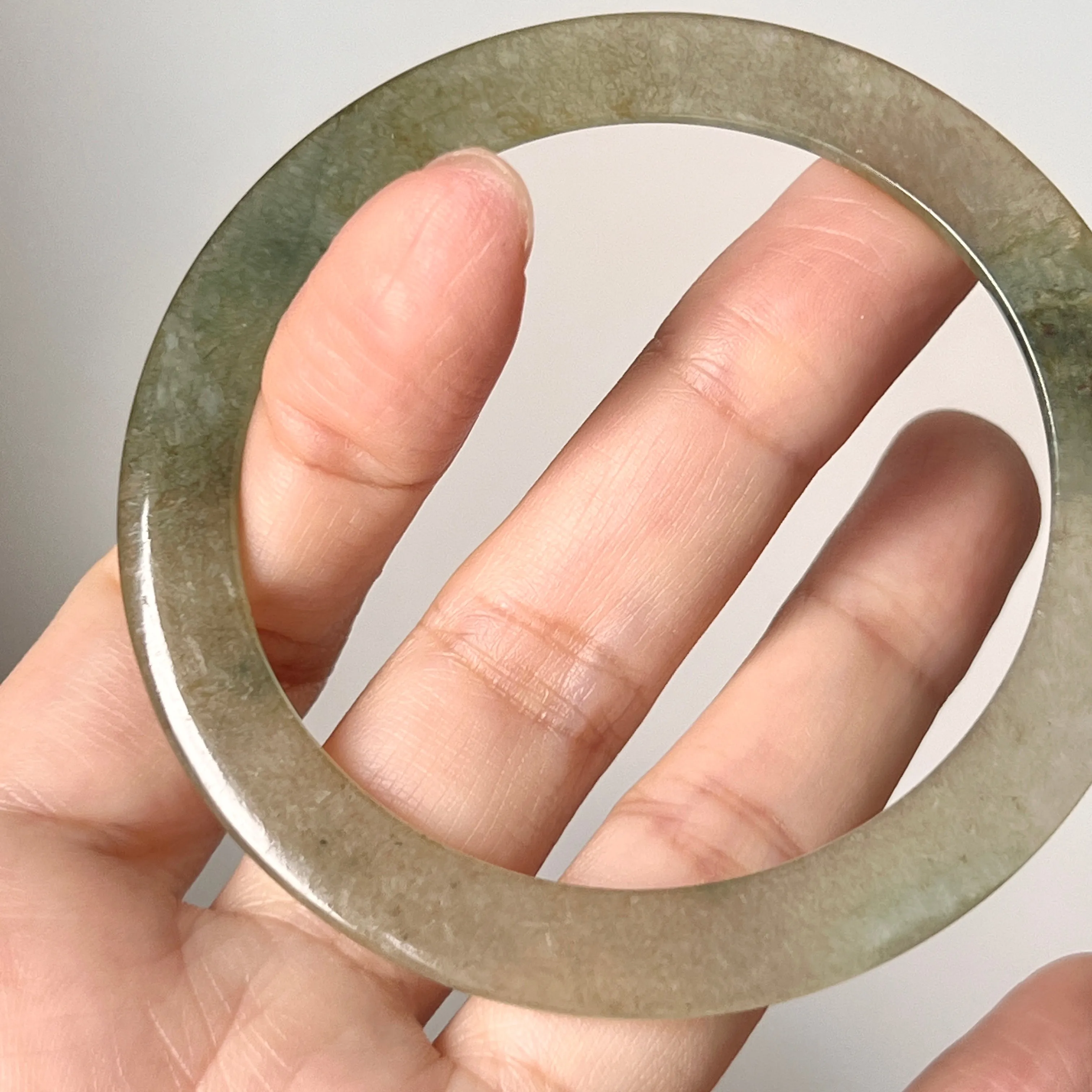 55mm A-Grade Natural Yellowish Green Jadeite Modern Round Bangle No. 152017