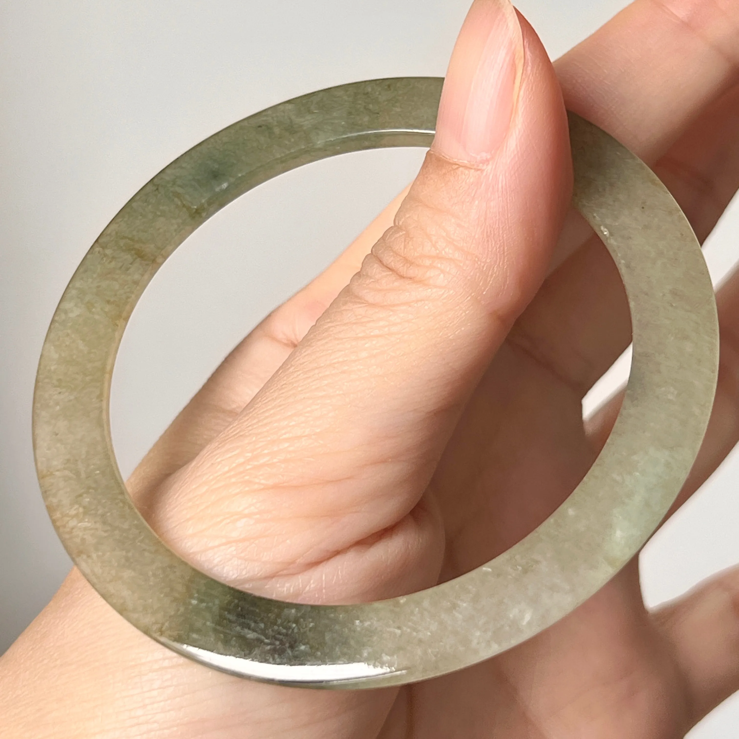 55mm A-Grade Natural Yellowish Green Jadeite Modern Round Bangle No. 152017