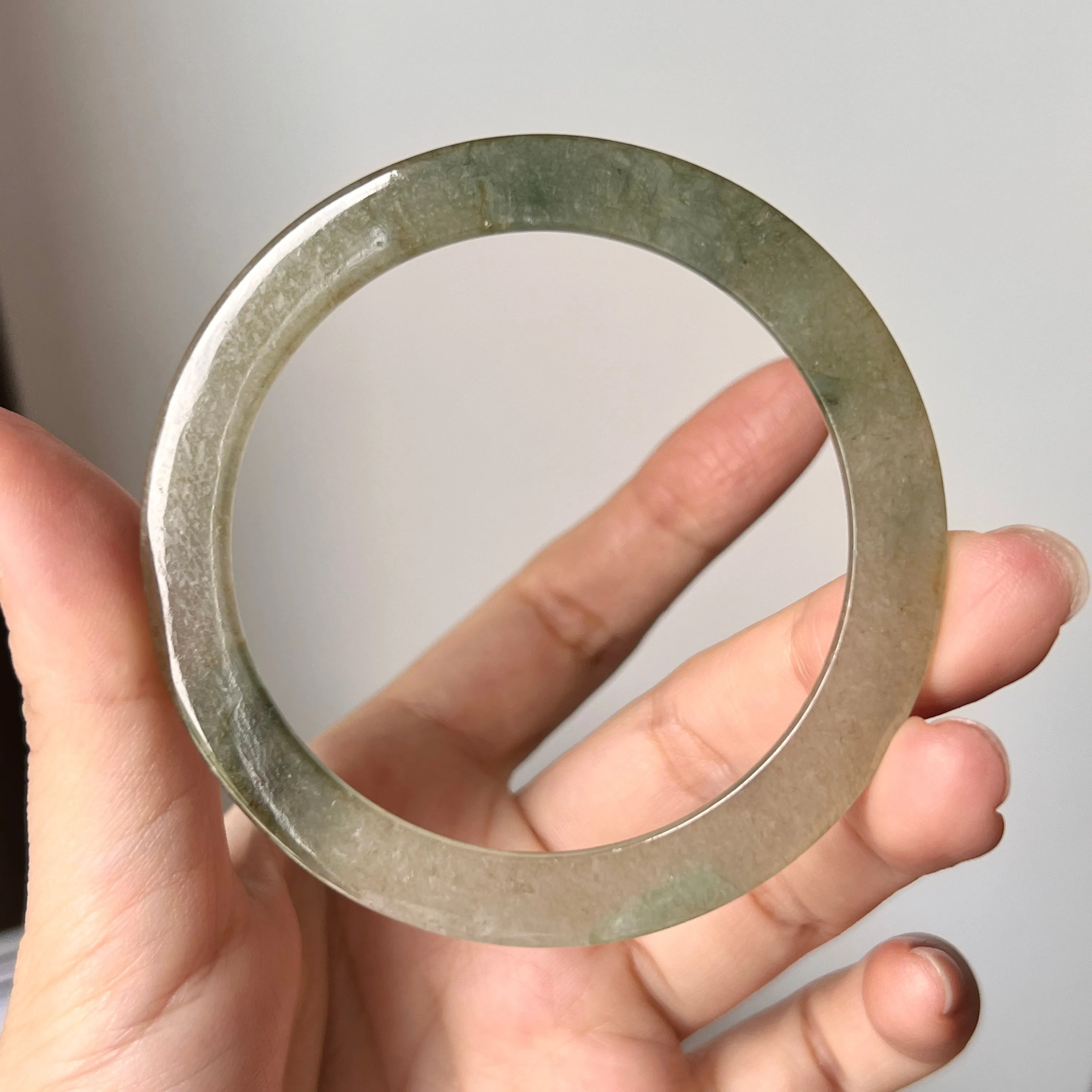 55mm A-Grade Natural Yellowish Green Jadeite Modern Round Bangle No. 152017
