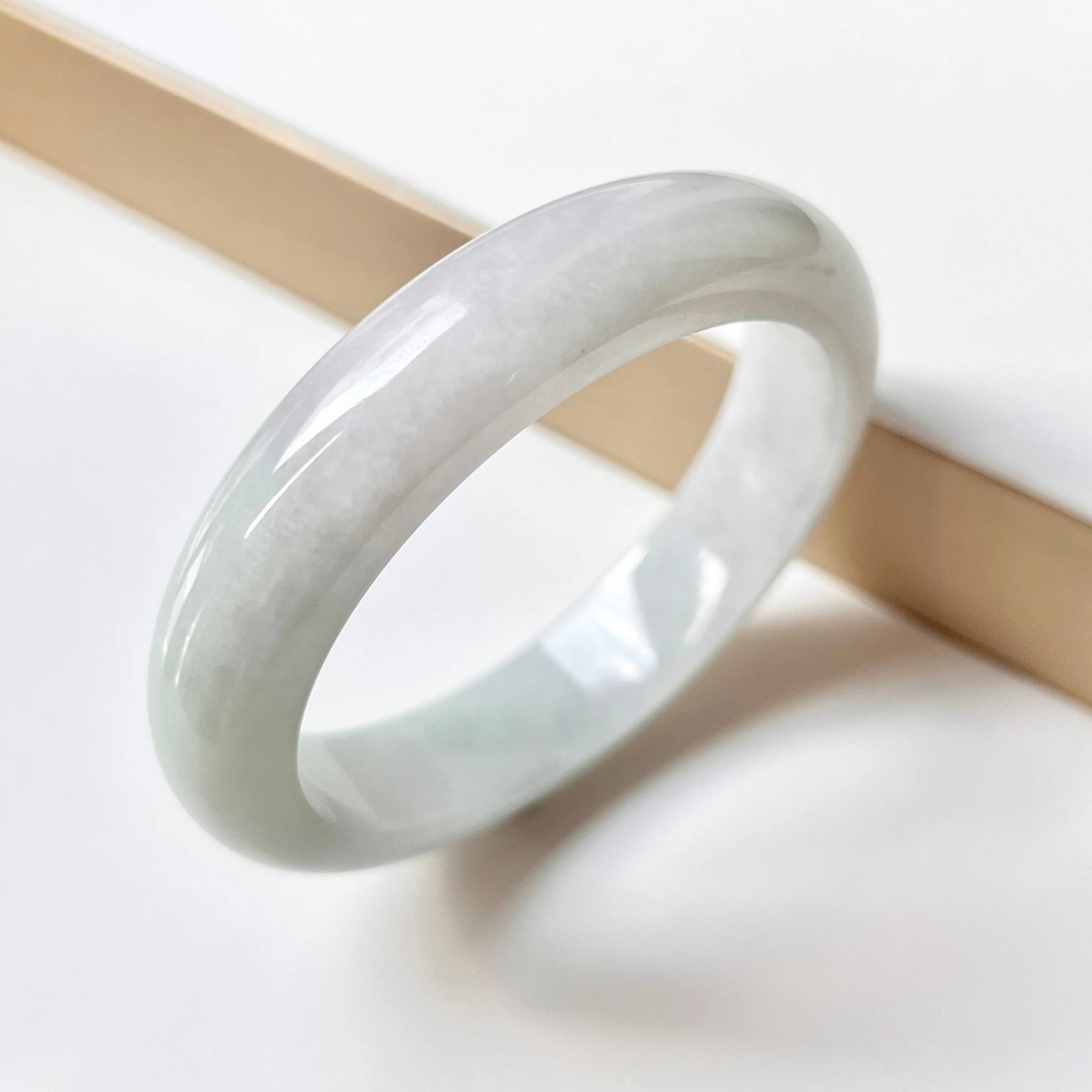 56mm A-Grade Natural Lavender Green Jadeite Modern Round Bangle No.151999