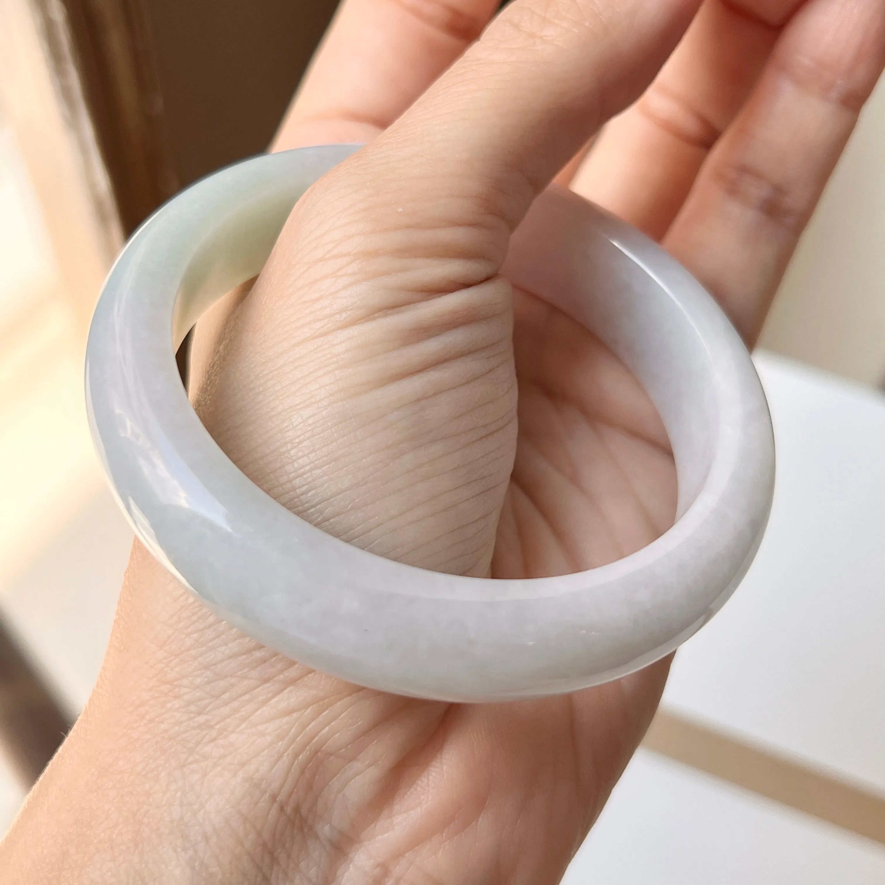56mm A-Grade Natural Lavender Green Jadeite Modern Round Bangle No.151999
