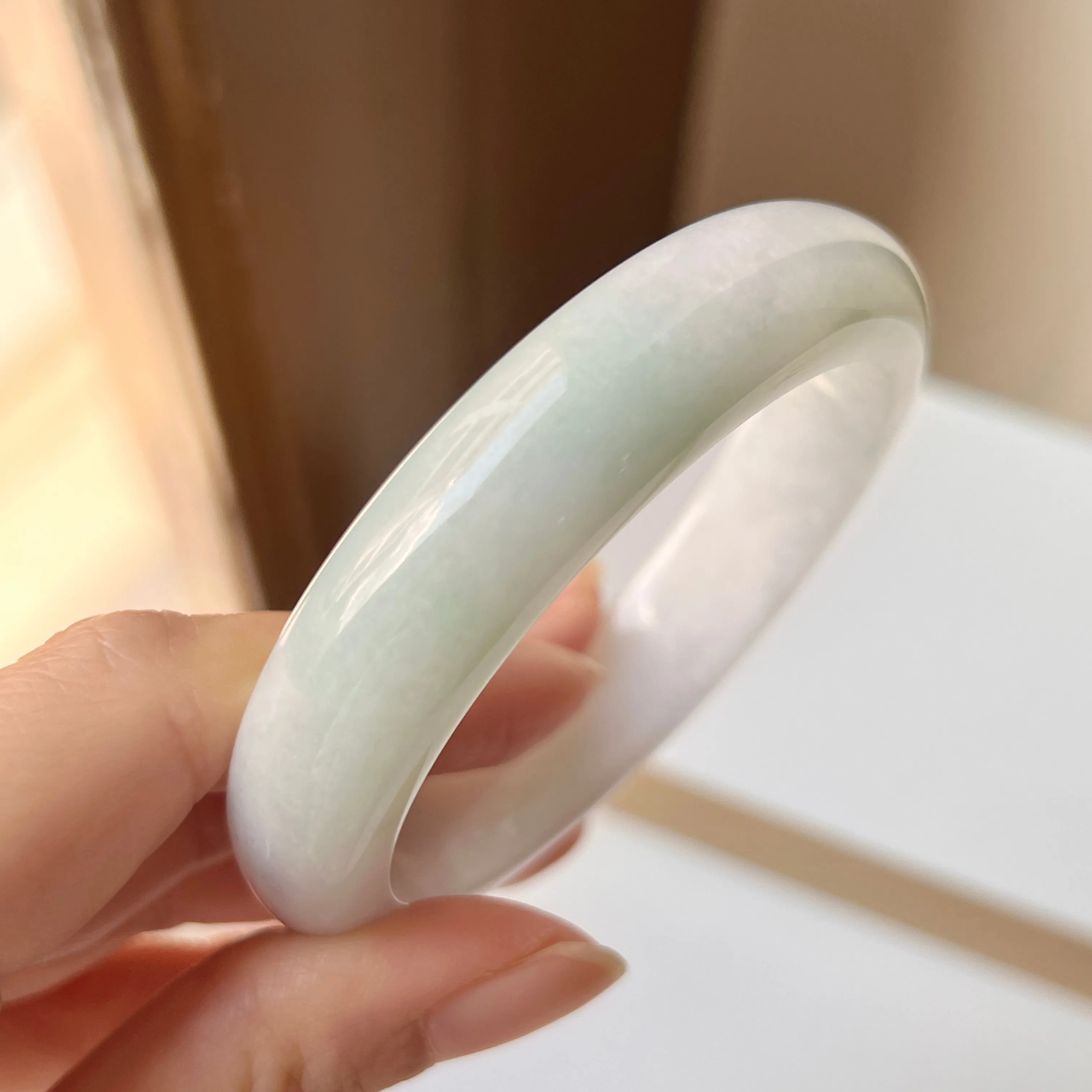 56mm A-Grade Natural Lavender Green Jadeite Modern Round Bangle No.151999