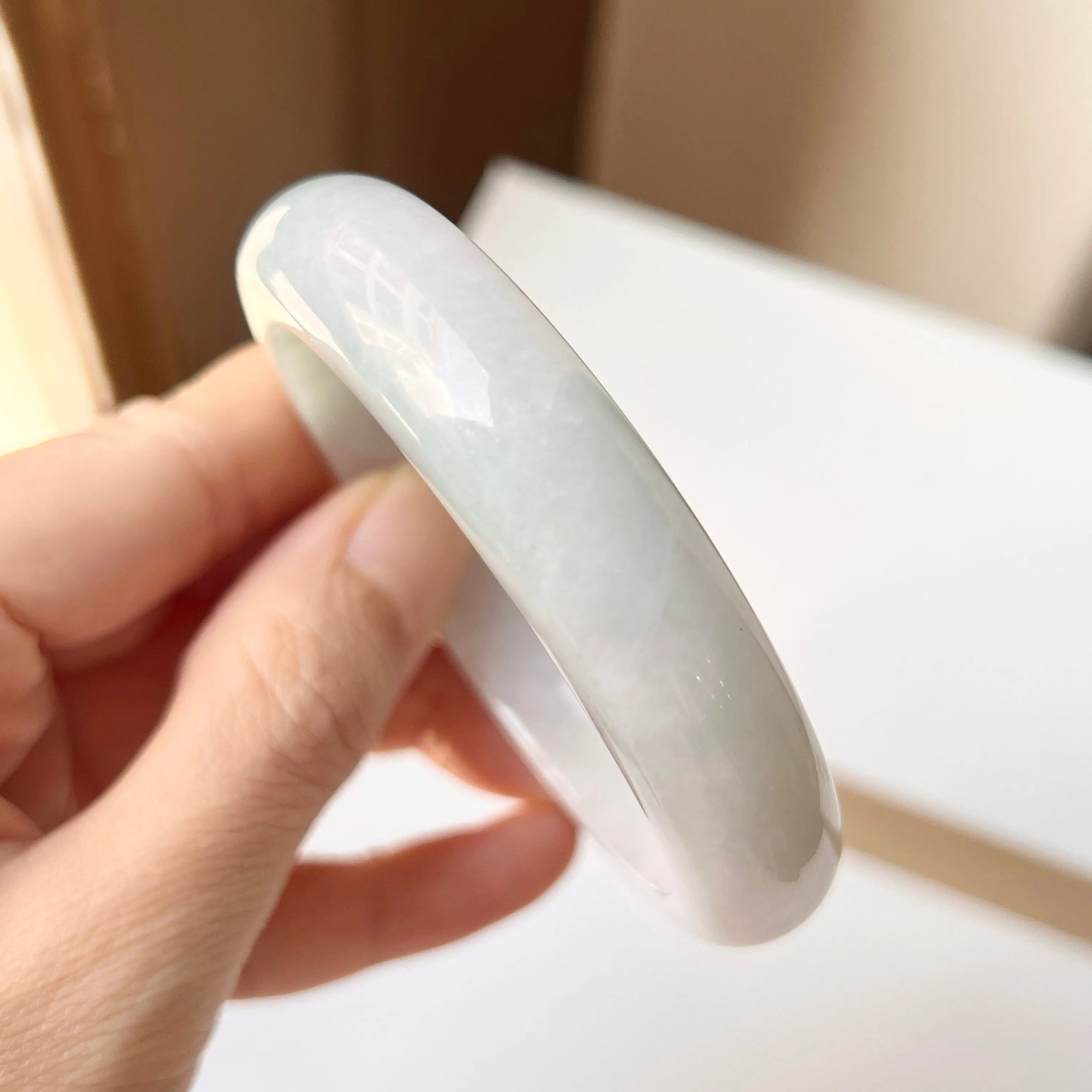 56mm A-Grade Natural Lavender Green Jadeite Modern Round Bangle No.151999