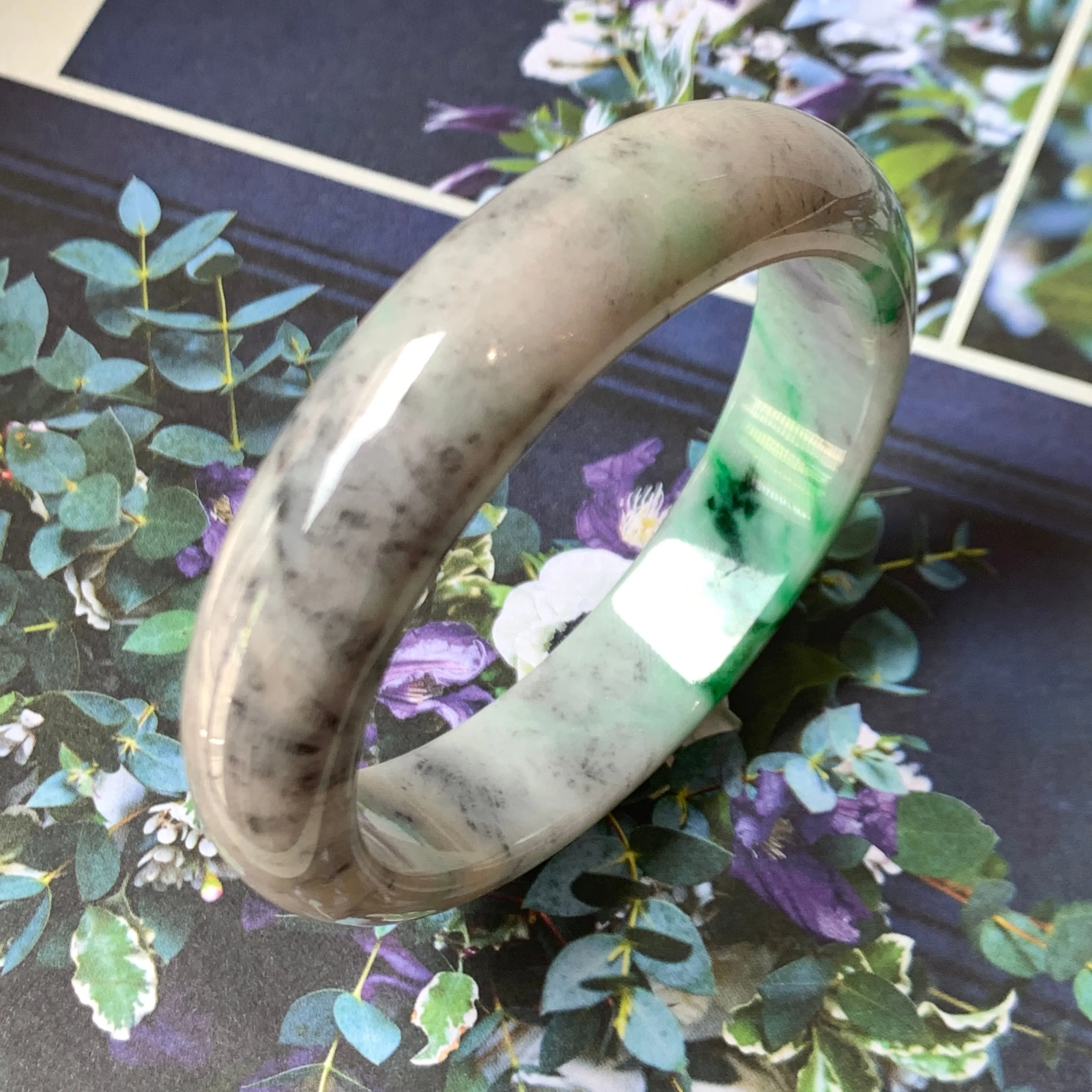57.7mm A-Grade Natural Tri-Colour Jadeite Modern Round Bangle No.330010
