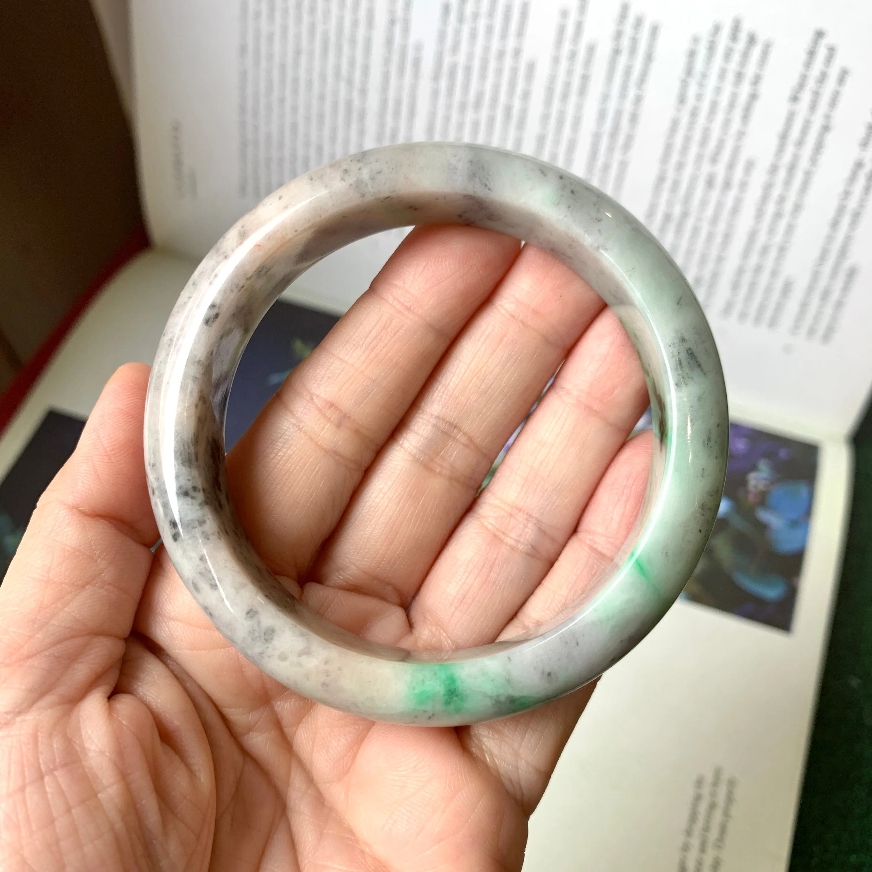57.7mm A-Grade Natural Tri-Colour Jadeite Modern Round Bangle No.330010
