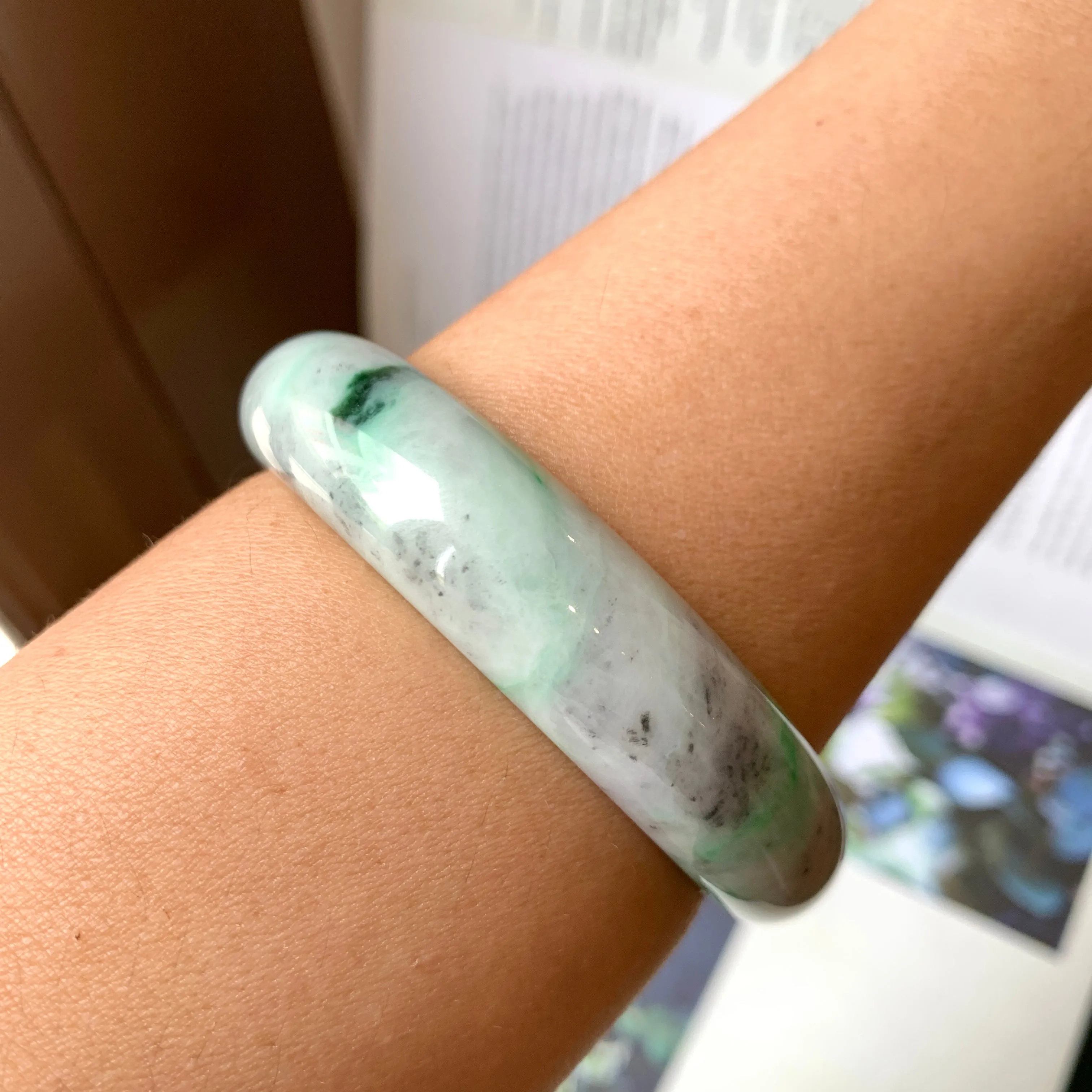 57.7mm A-Grade Natural Tri-Colour Jadeite Modern Round Bangle No.330010