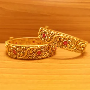 ANTIQUE MATT GOLD LOOK RUBY OPENABLE BANGLES