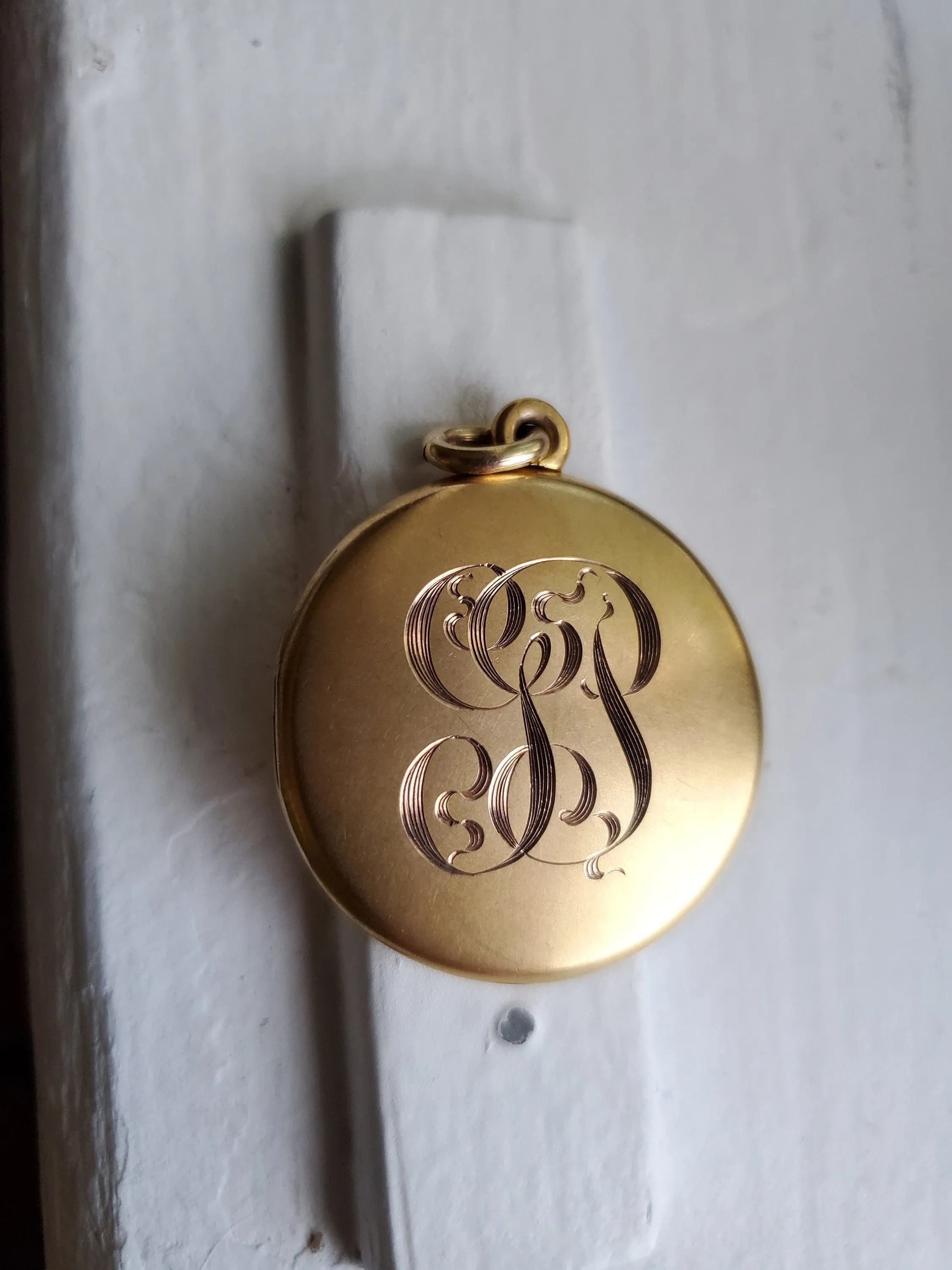 Antique Victorian 10K Solid Gold Round Photo Locket, Monogram GP, Personalized Pendant, Gift for Her