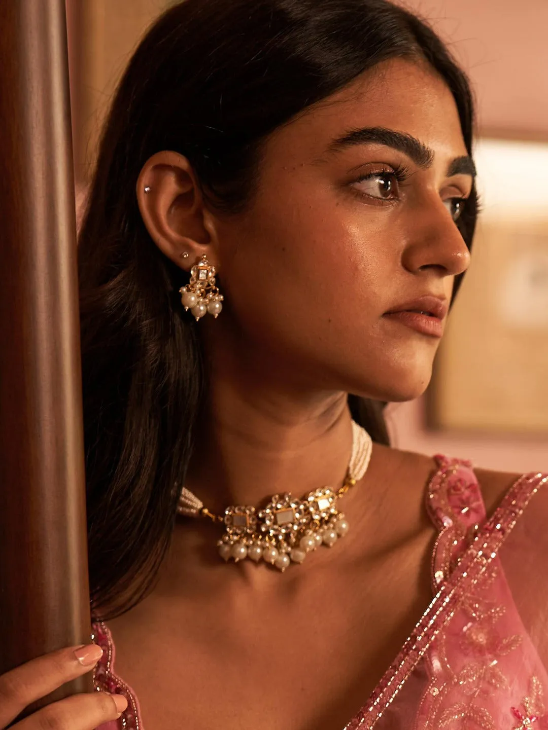 Avika Pachi Kundan Choker Set with Earrings