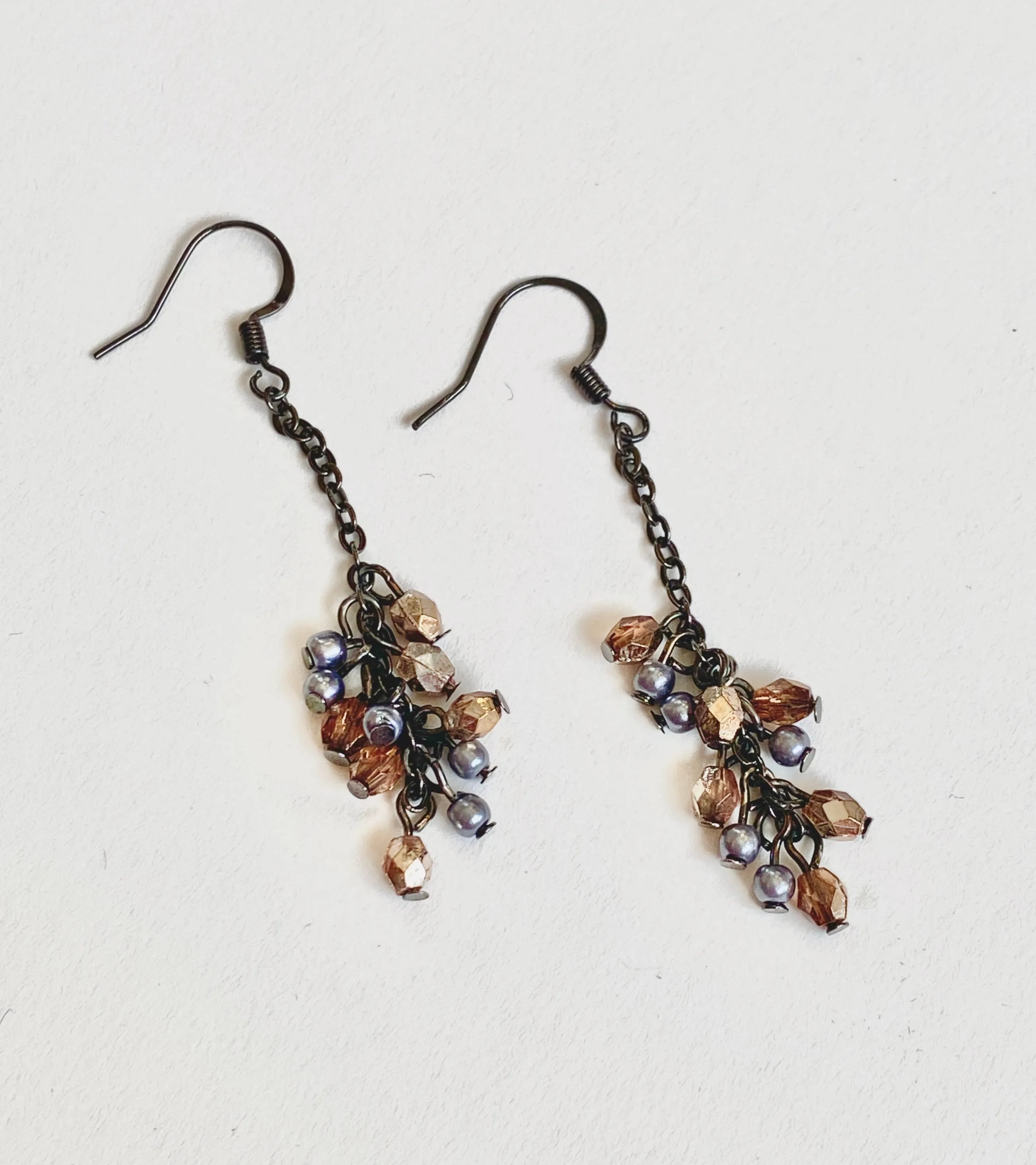 DAZZLE ME EARRING