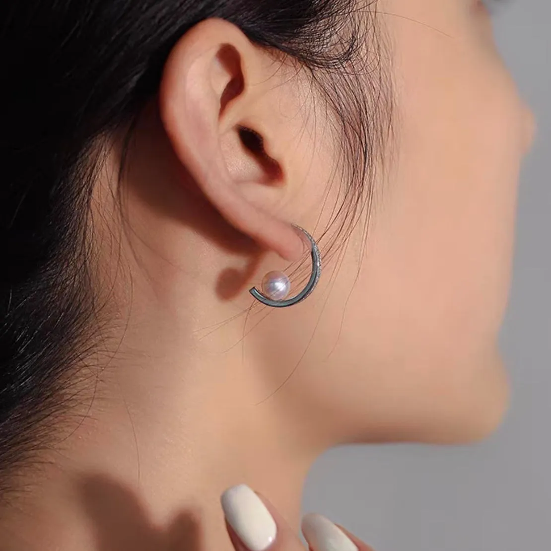 Dazzling Semi-Circular Hoop Diamond Pearl Earrings