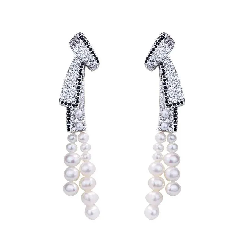 Elegant Tassel Pearl Earrings