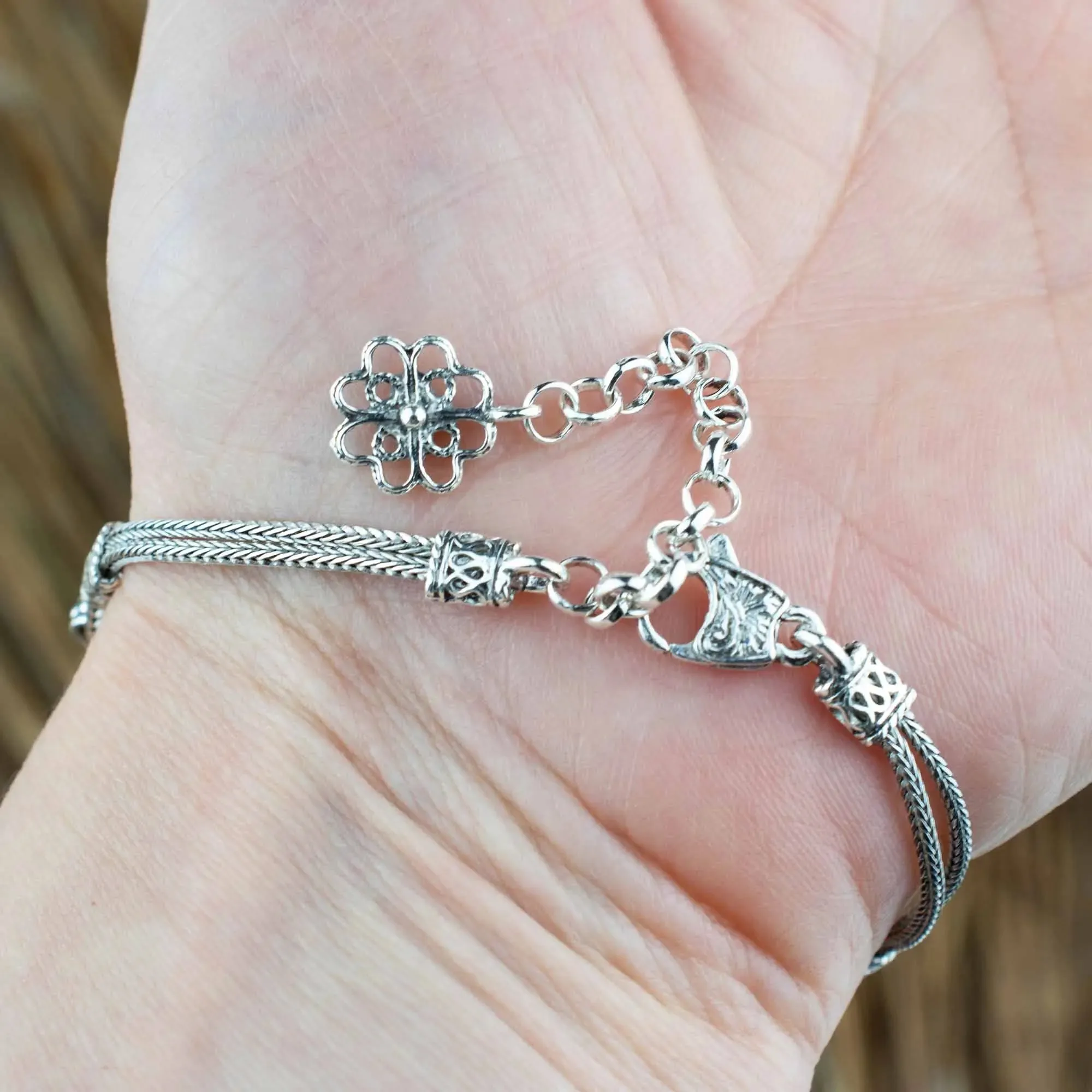 Filigree Art Sterling Silver Emerald Gemstone Woman Adjustable Link Bracelet