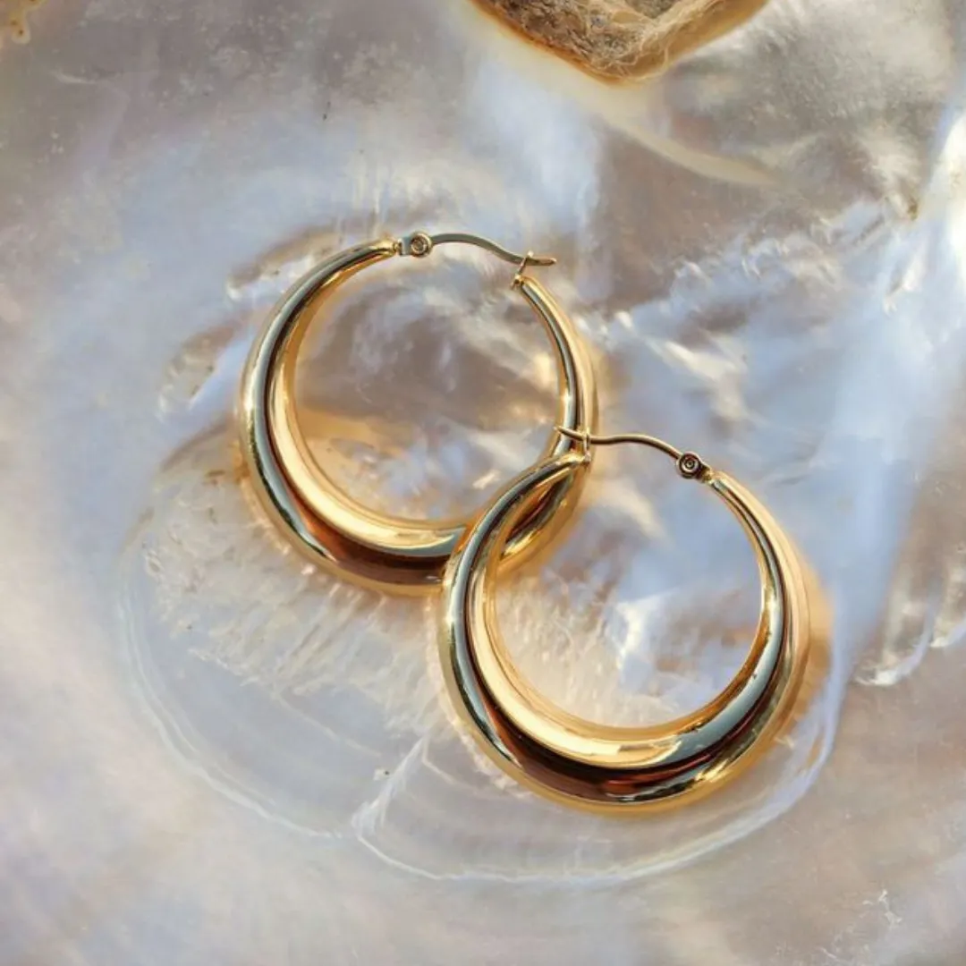 FV Yellow Gold 40mm Hollow Hoop Earrings