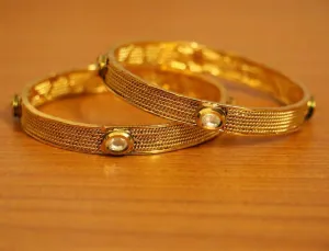 GOLD LOOK KUNDAN POLKI BANGLES