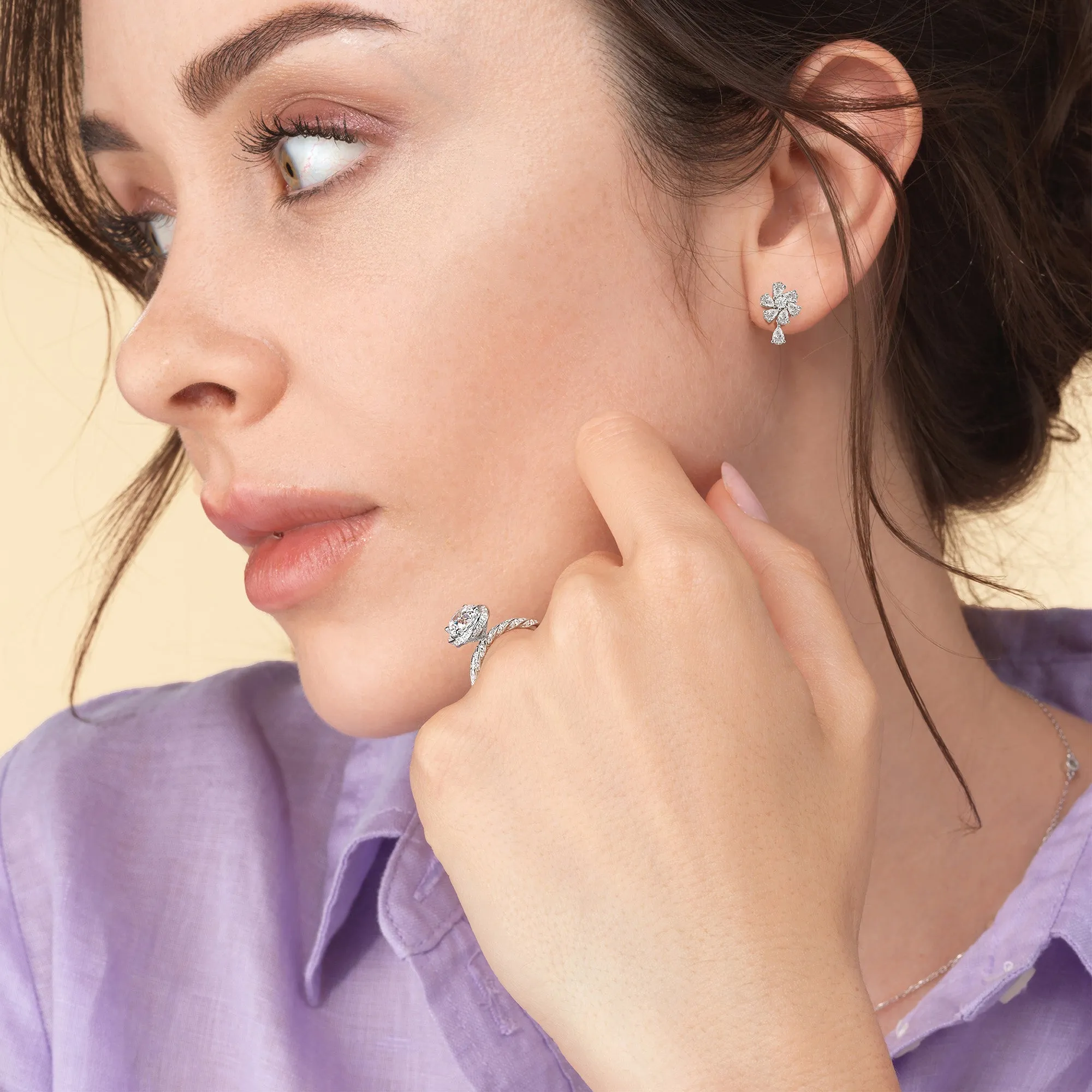 Lily Mini Drop Earrings