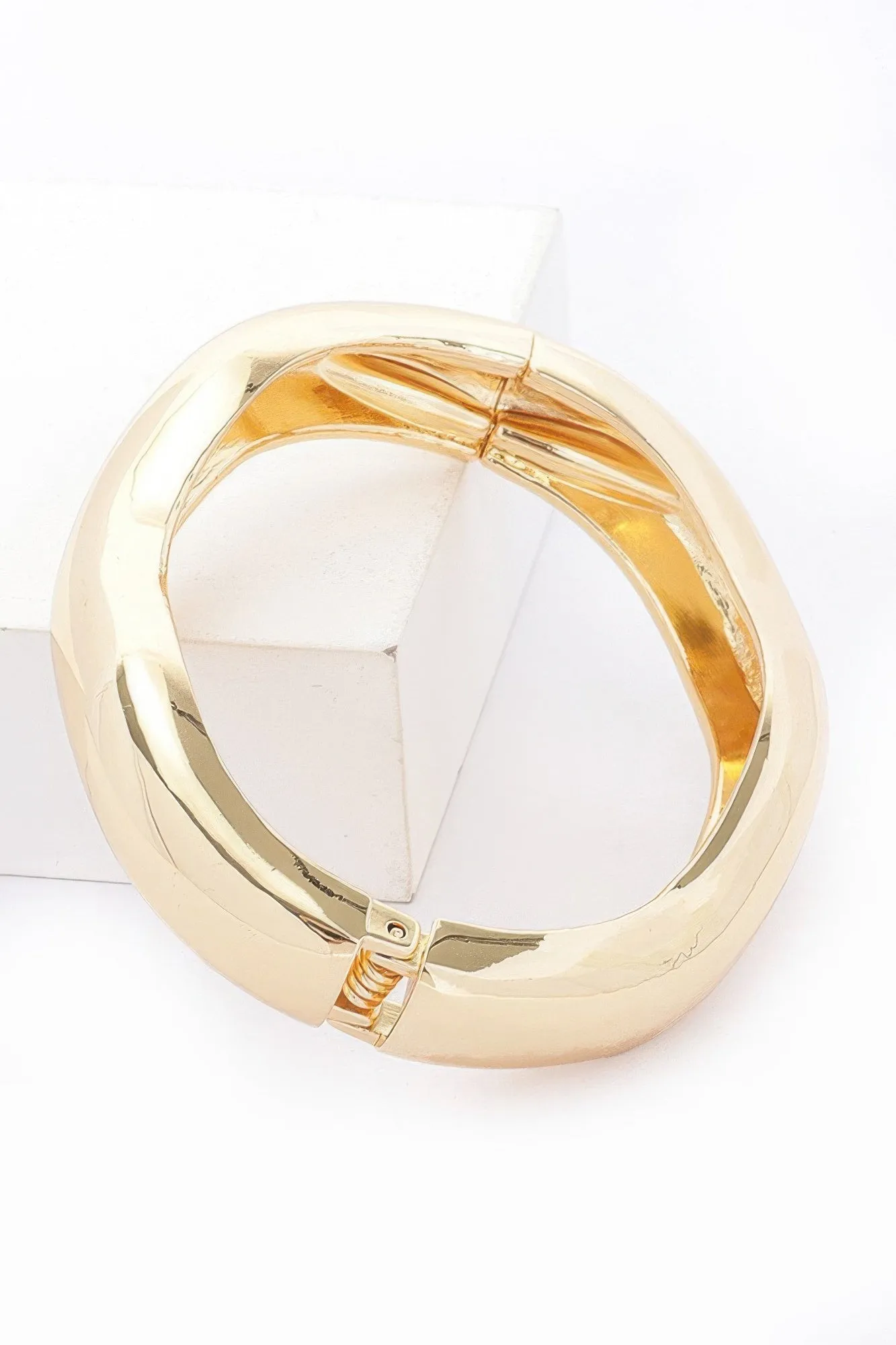 Metal Spring Hinge Bracelet