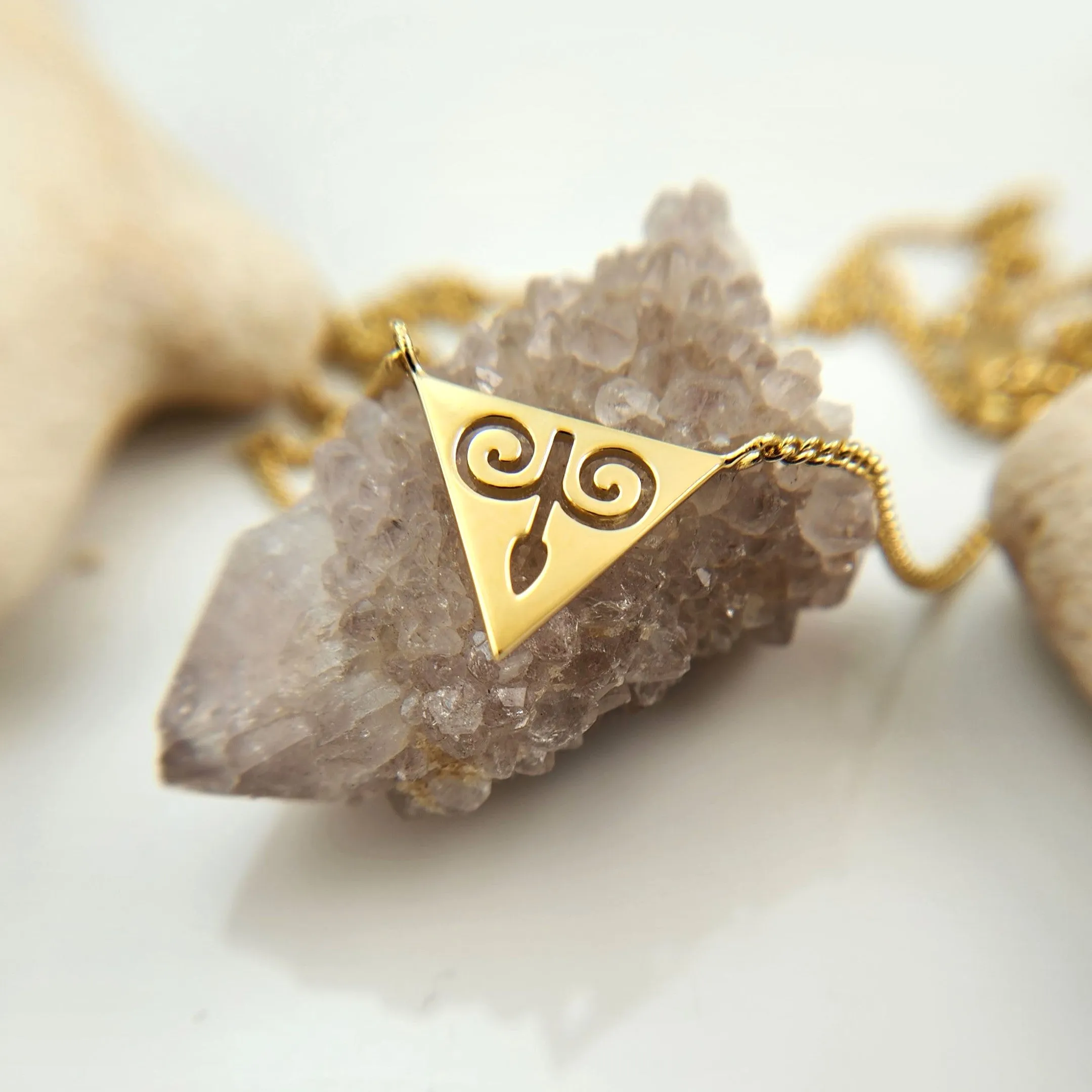 Mielikki Bow and Arrow Necklace