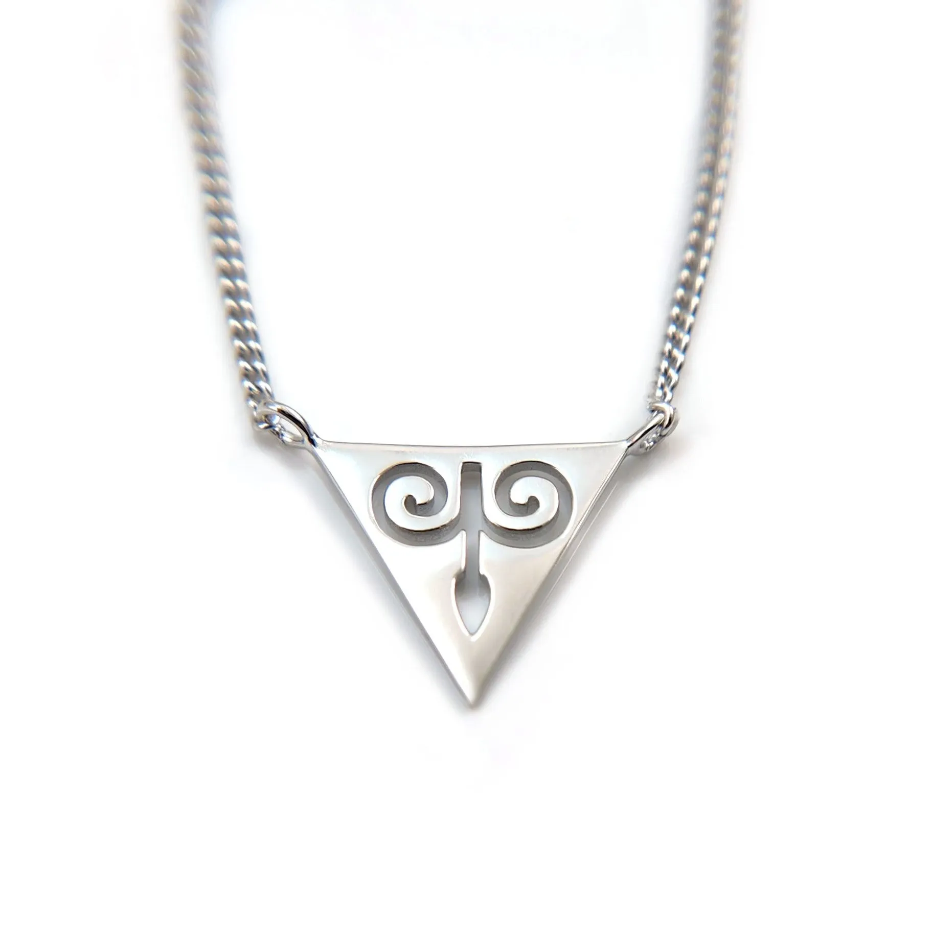 Mielikki Bow and Arrow Necklace