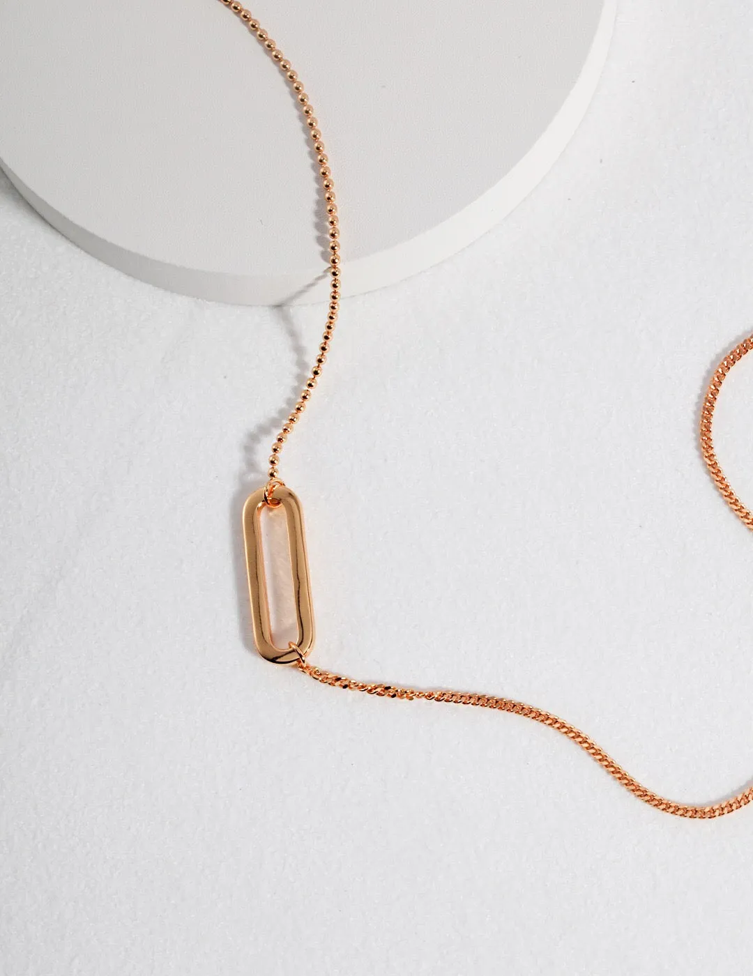 Minimalist Paperclip Pendant Necklace in Gold Vermeil