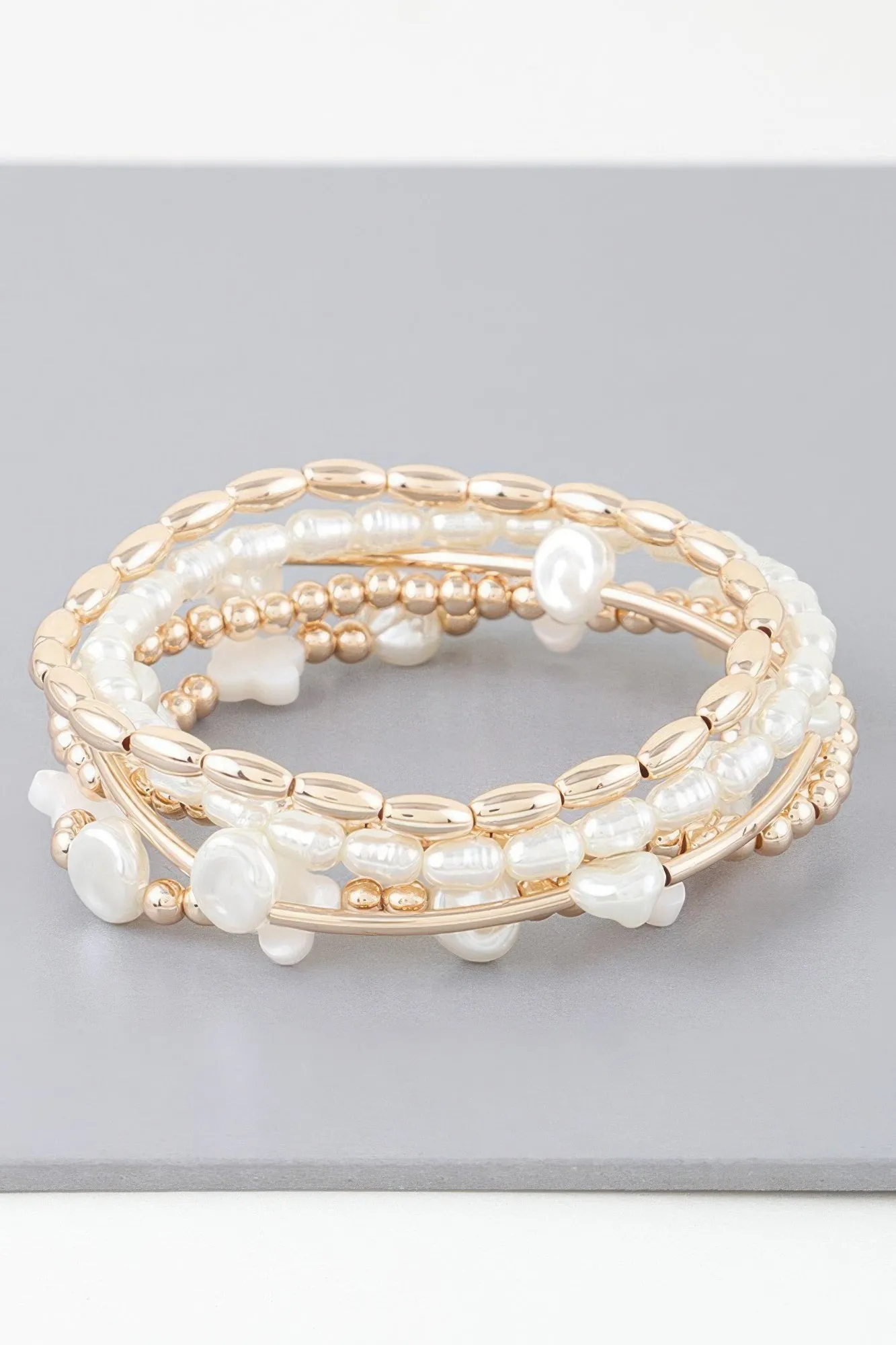 Multi Pearl Clover Beaded Bracelet