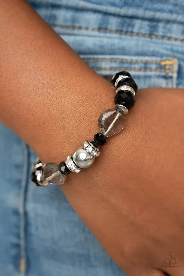 Paparazzi Treat Yourself - Black Bracelets