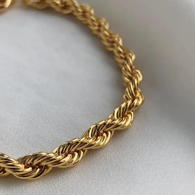 Retro Simple Geometric Twist Chain Hand Jewelry Female