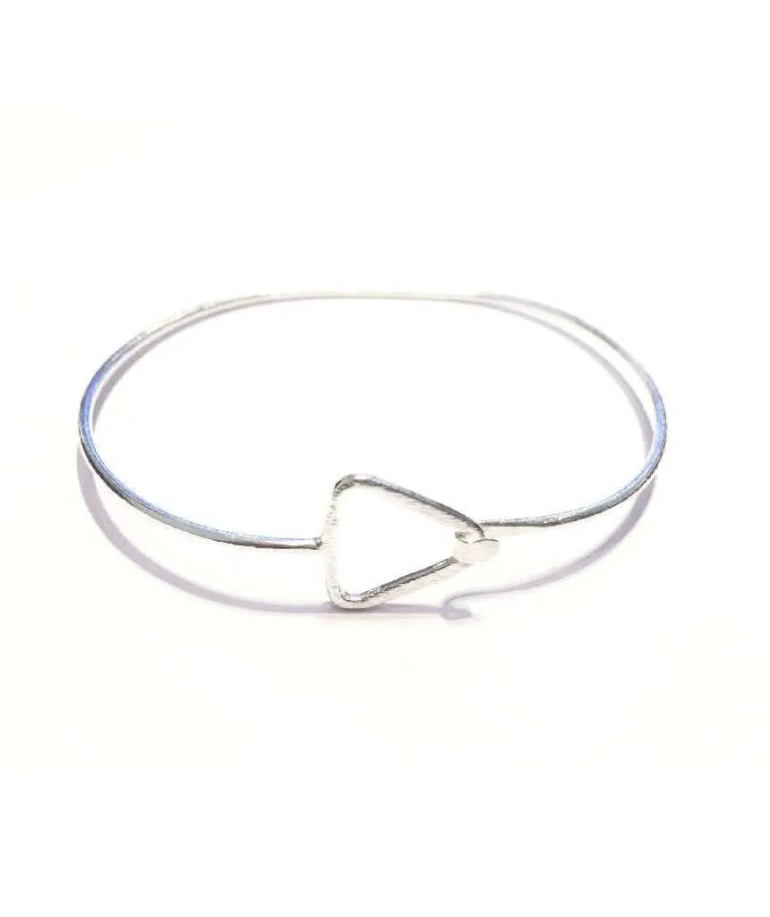 Simple Triangle Bracelet