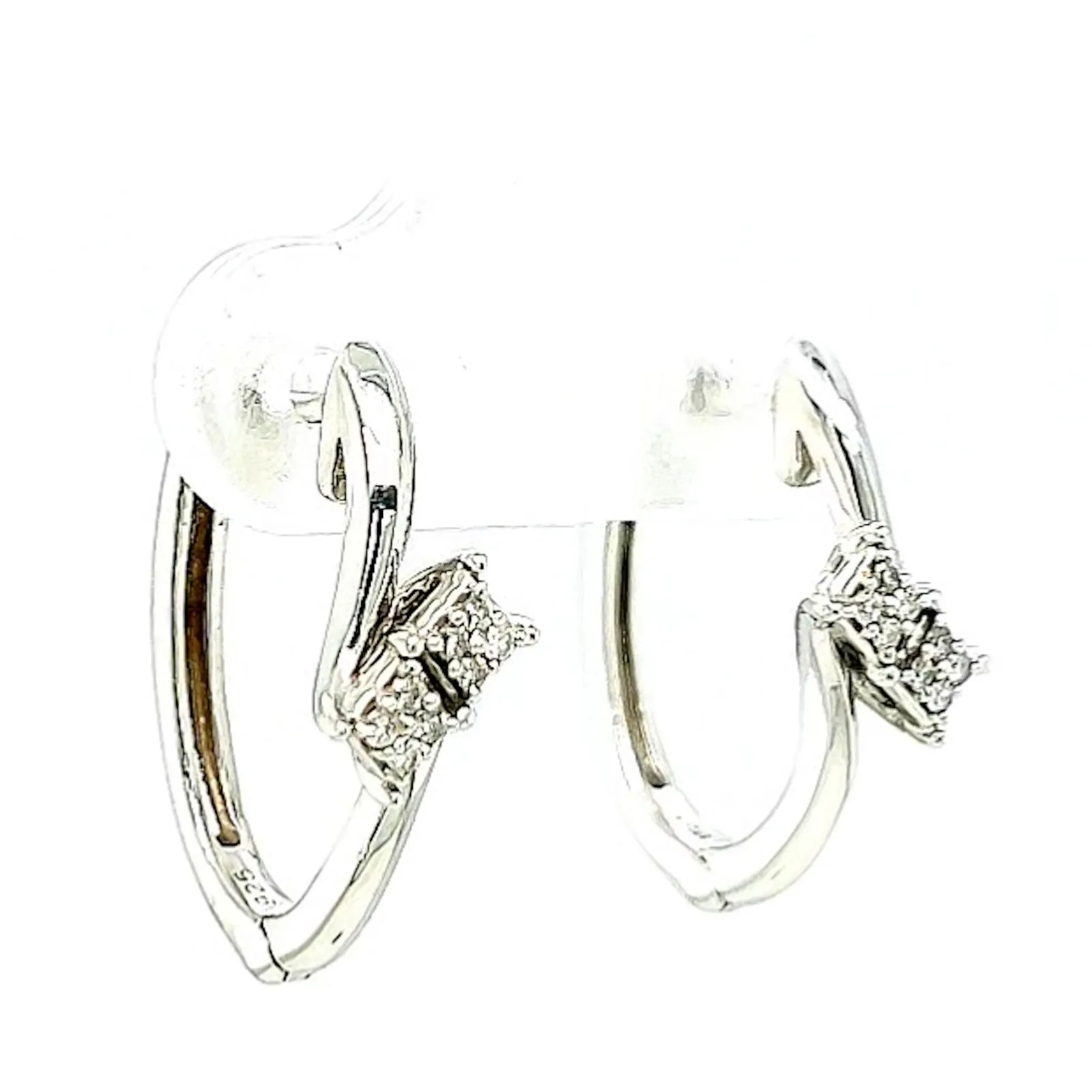 Tango Sterling Silver Round Brilliant Cut with 0.06 Carat tw of Diamonds Hoop Earrings