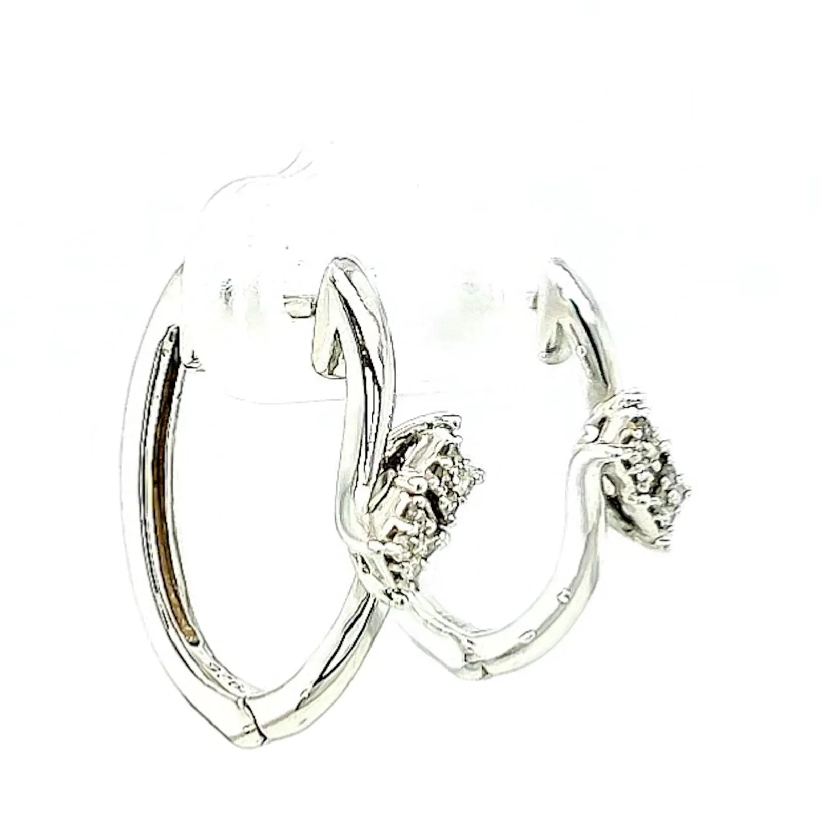 Tango Sterling Silver Round Brilliant Cut with 0.06 Carat tw of Diamonds Hoop Earrings