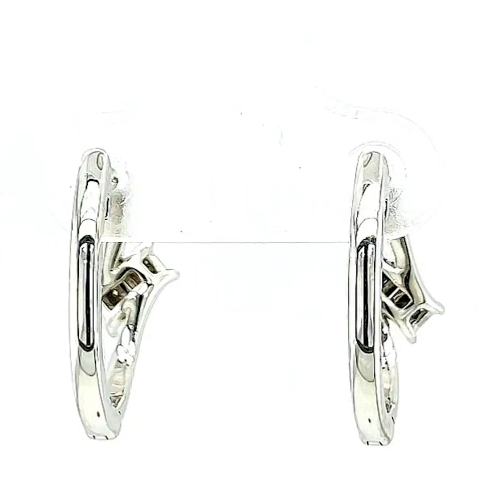 Tango Sterling Silver Round Brilliant Cut with 0.06 Carat tw of Diamonds Hoop Earrings