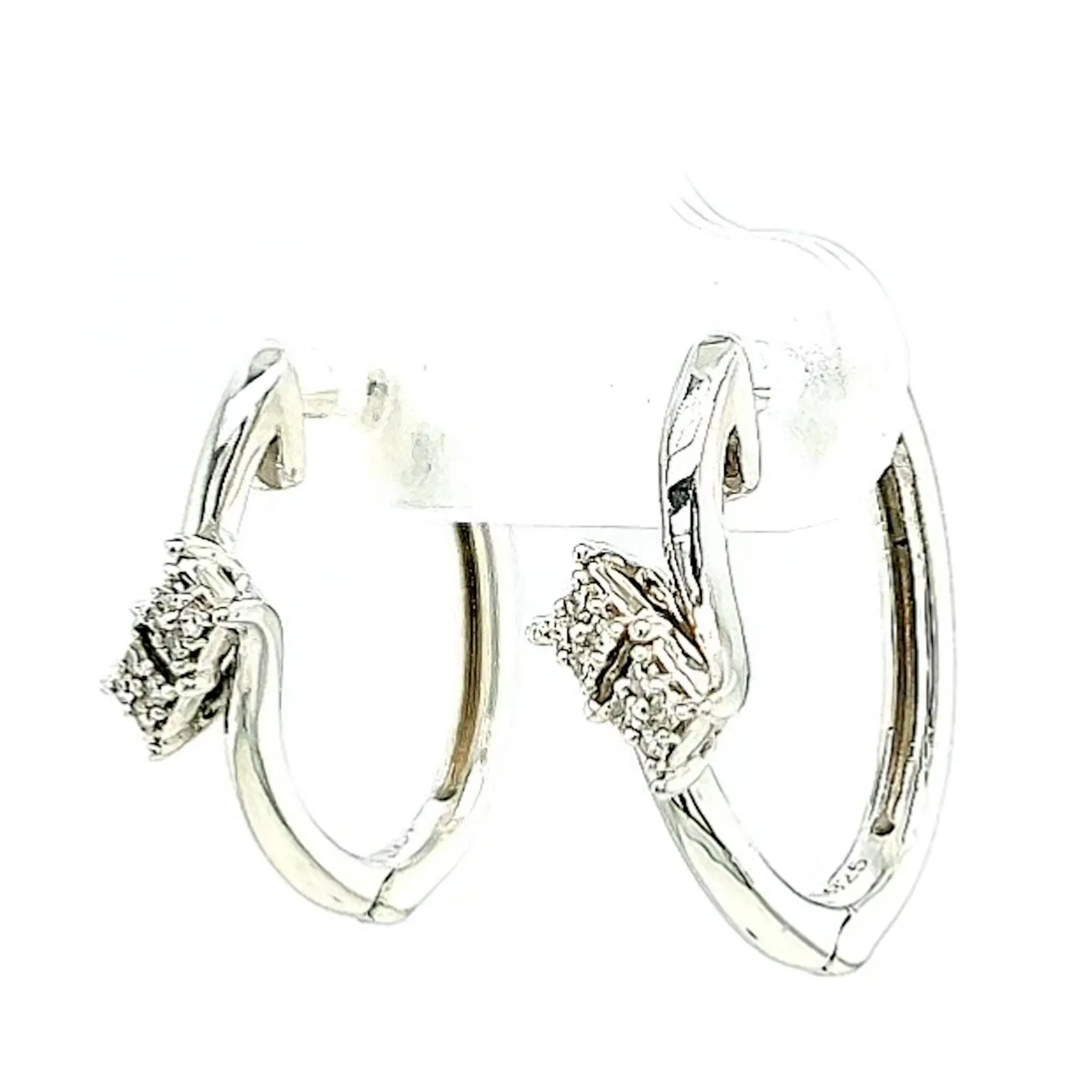 Tango Sterling Silver Round Brilliant Cut with 0.06 Carat tw of Diamonds Hoop Earrings