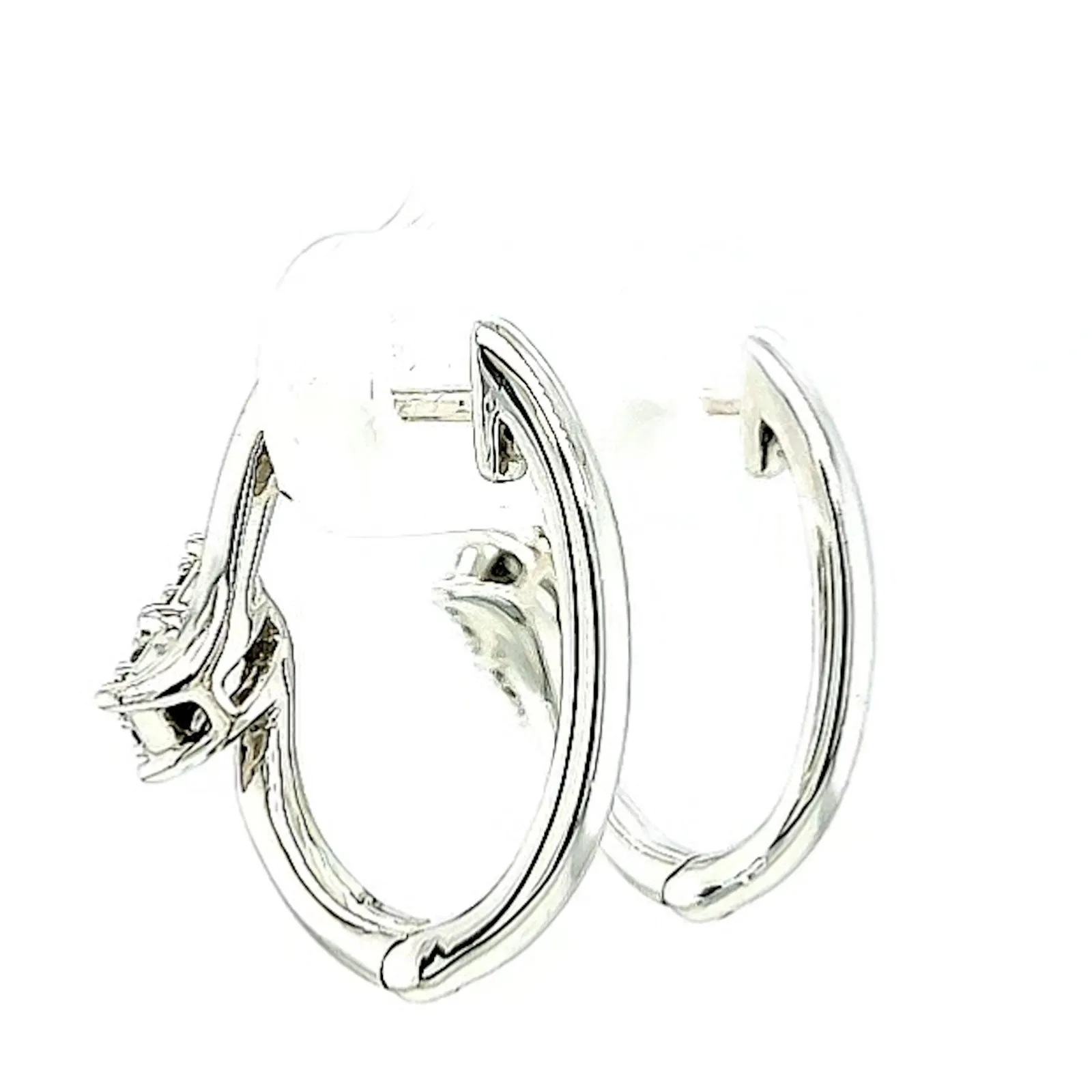Tango Sterling Silver Round Brilliant Cut with 0.06 Carat tw of Diamonds Hoop Earrings