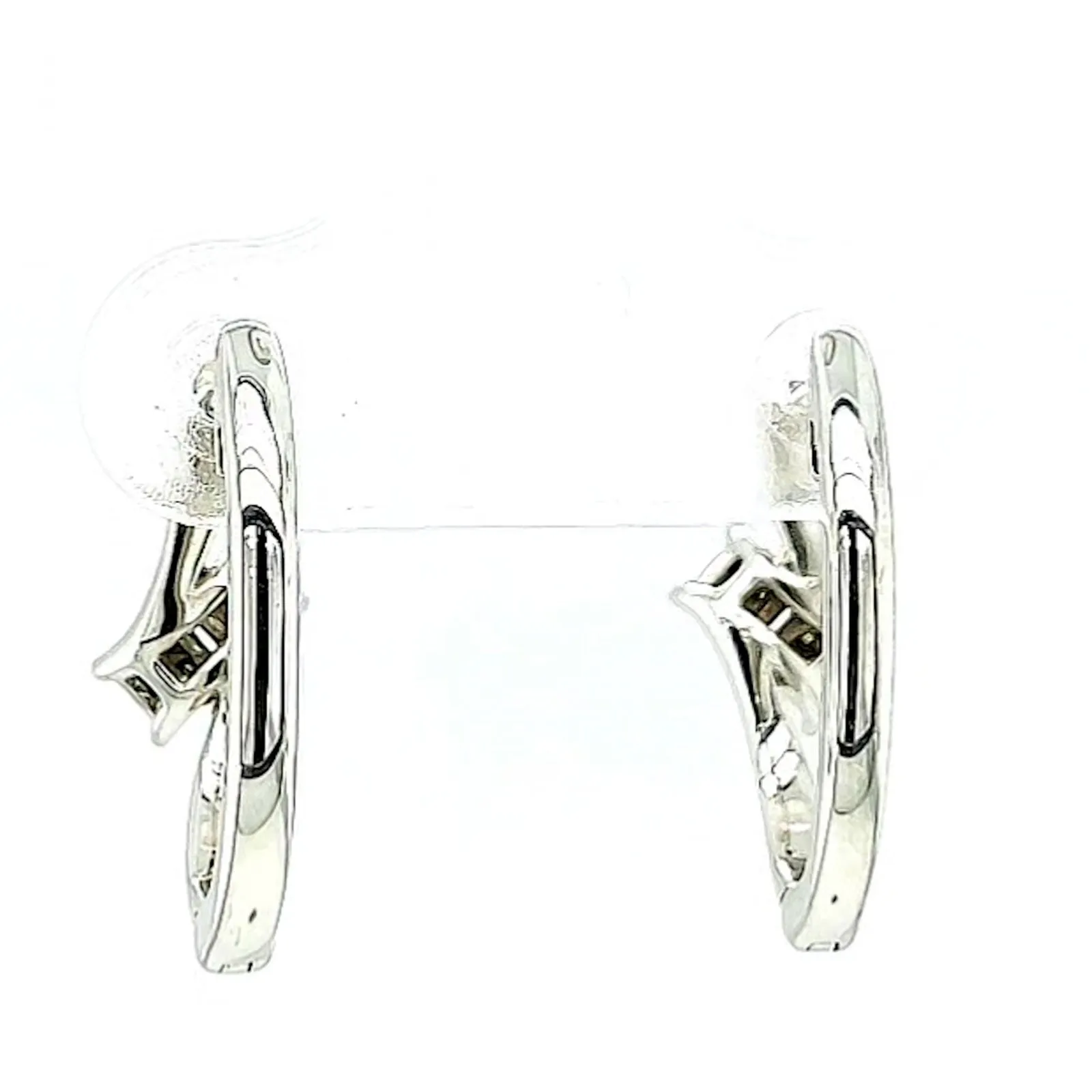 Tango Sterling Silver Round Brilliant Cut with 0.06 Carat tw of Diamonds Hoop Earrings