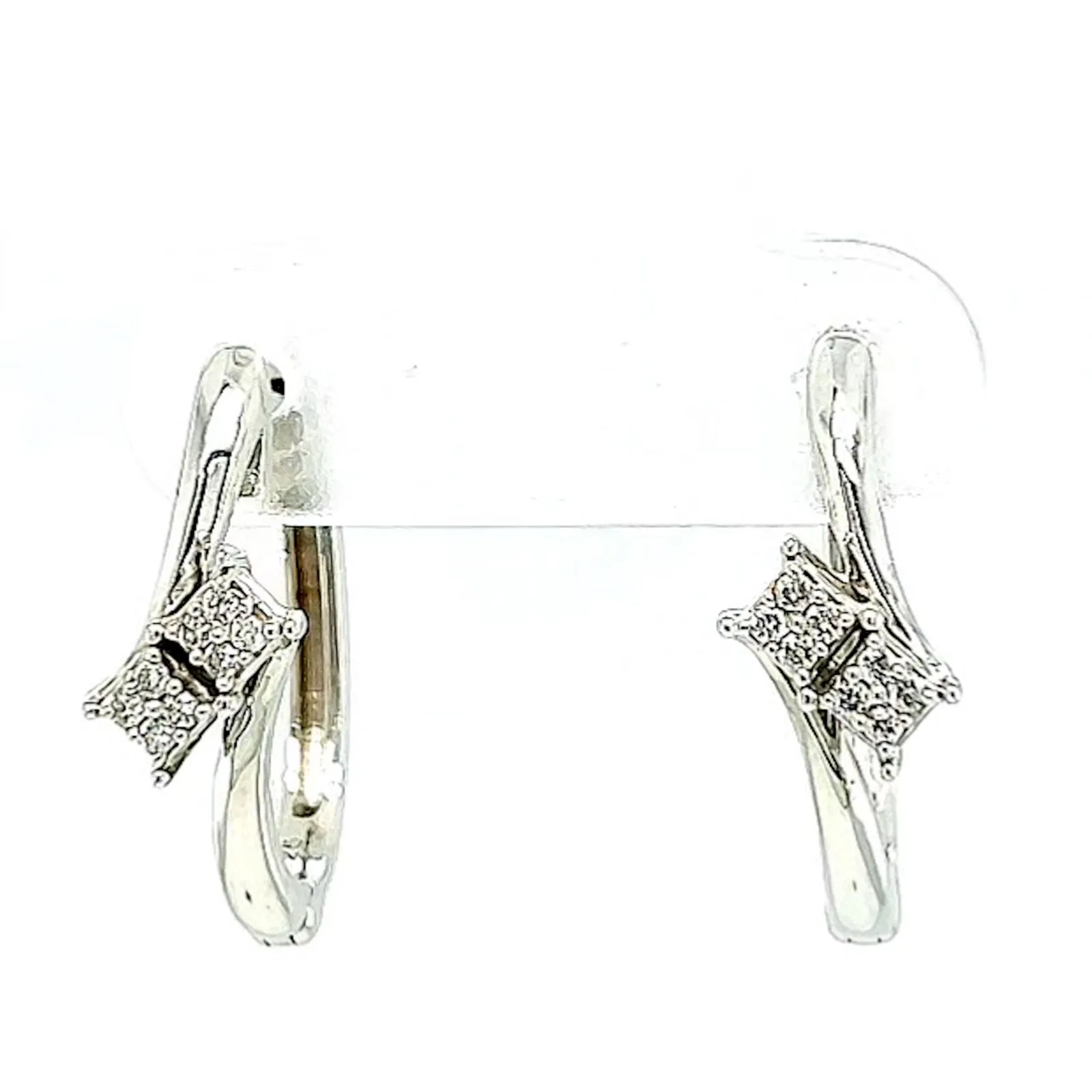 Tango Sterling Silver Round Brilliant Cut with 0.06 Carat tw of Diamonds Hoop Earrings