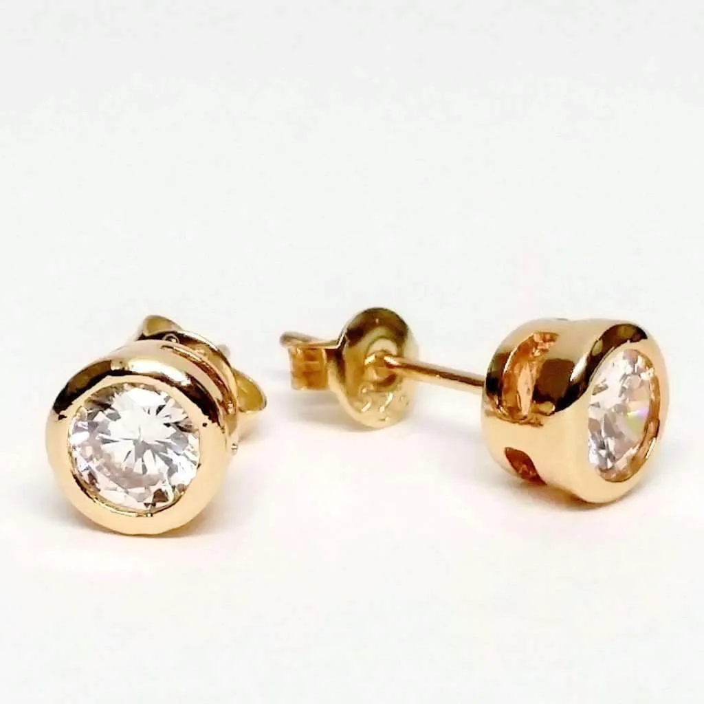 Versatile Bezel IOBI Crystals 14K White and Yellow Gold Plating Stud Earrings for Women