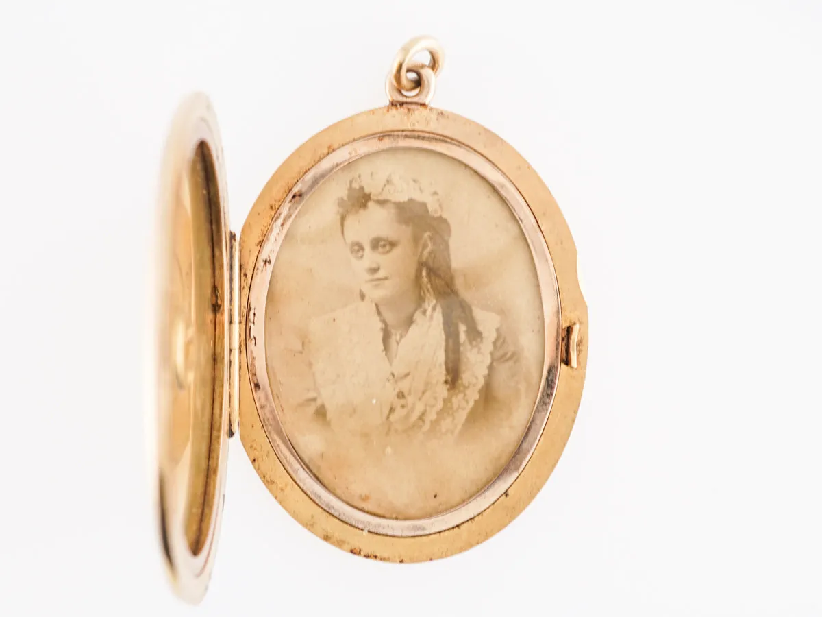 Victorian Oval Locket in 14k Yellow Gold
