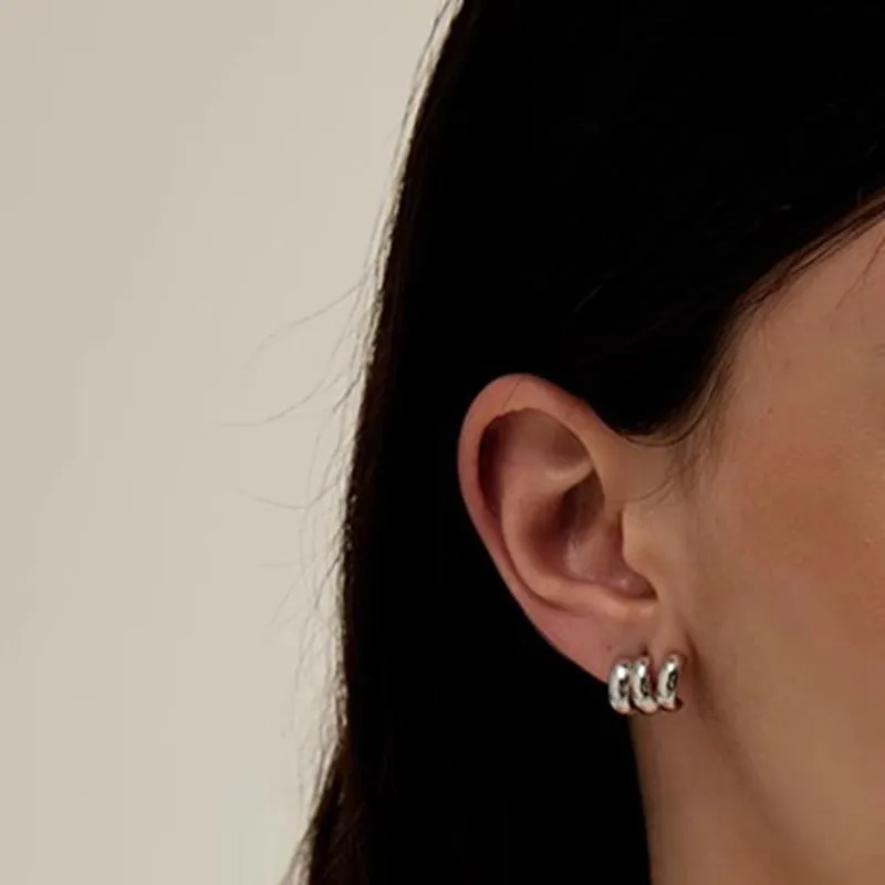 Wholesale Free Matching Three-ring Light Luxury Niche High-end Design Sense C-shaped Fashionable Versatile Stud Earrings